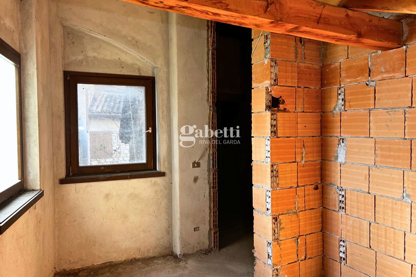 Trilocale con giardino a Tenno