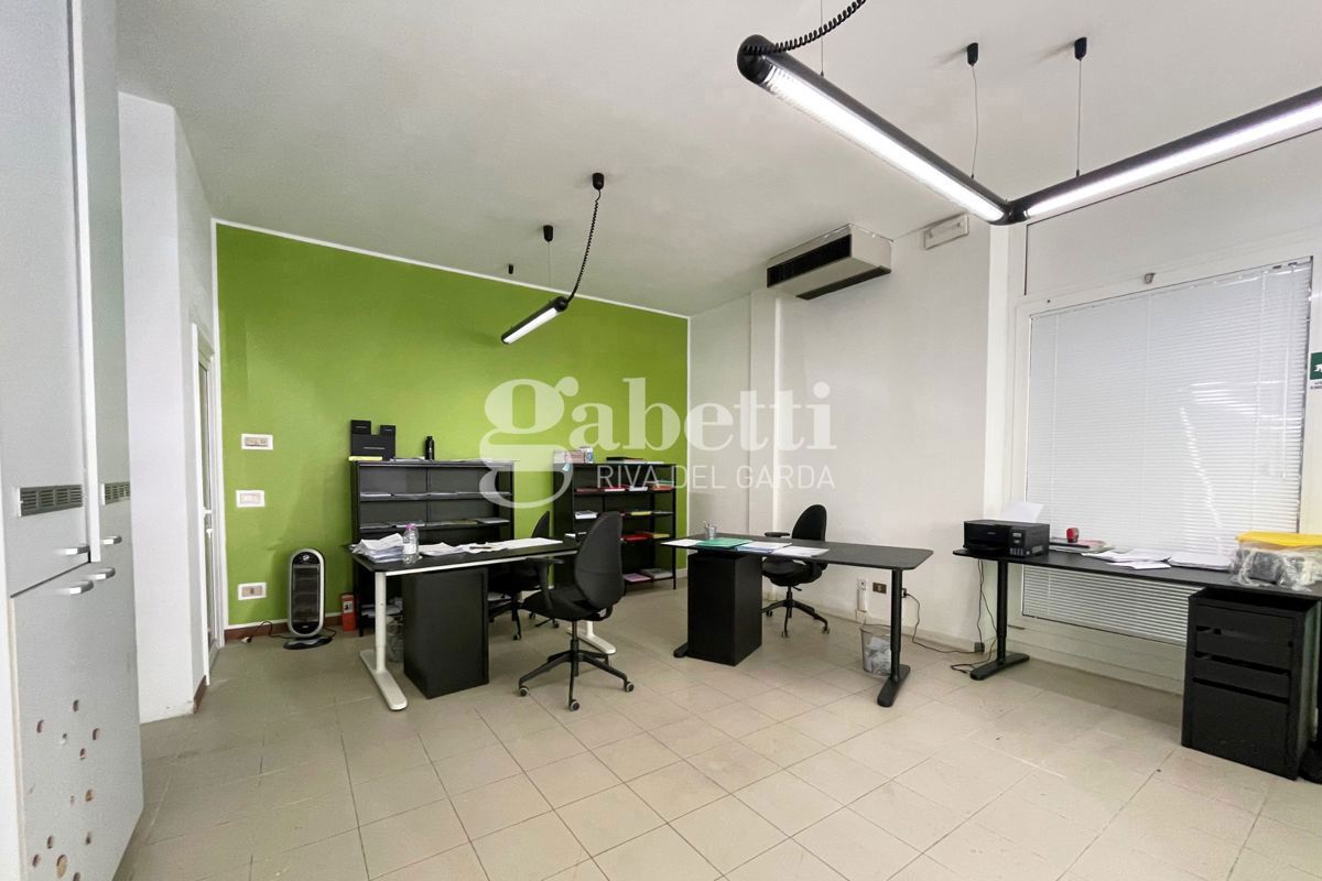 Negozio in vendita a Riva del Garda