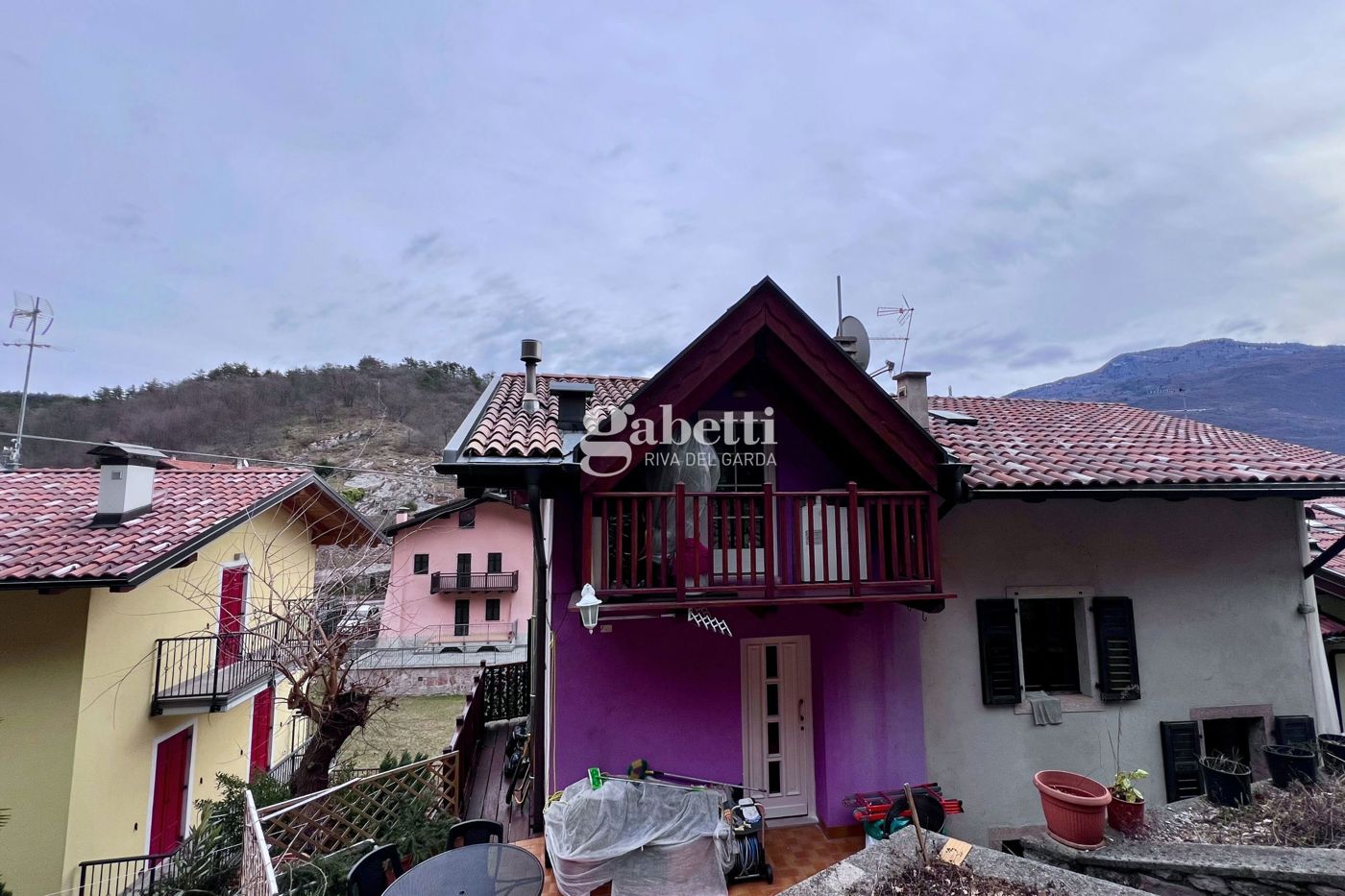 Casa indipendente in vendita a Vallelaghi