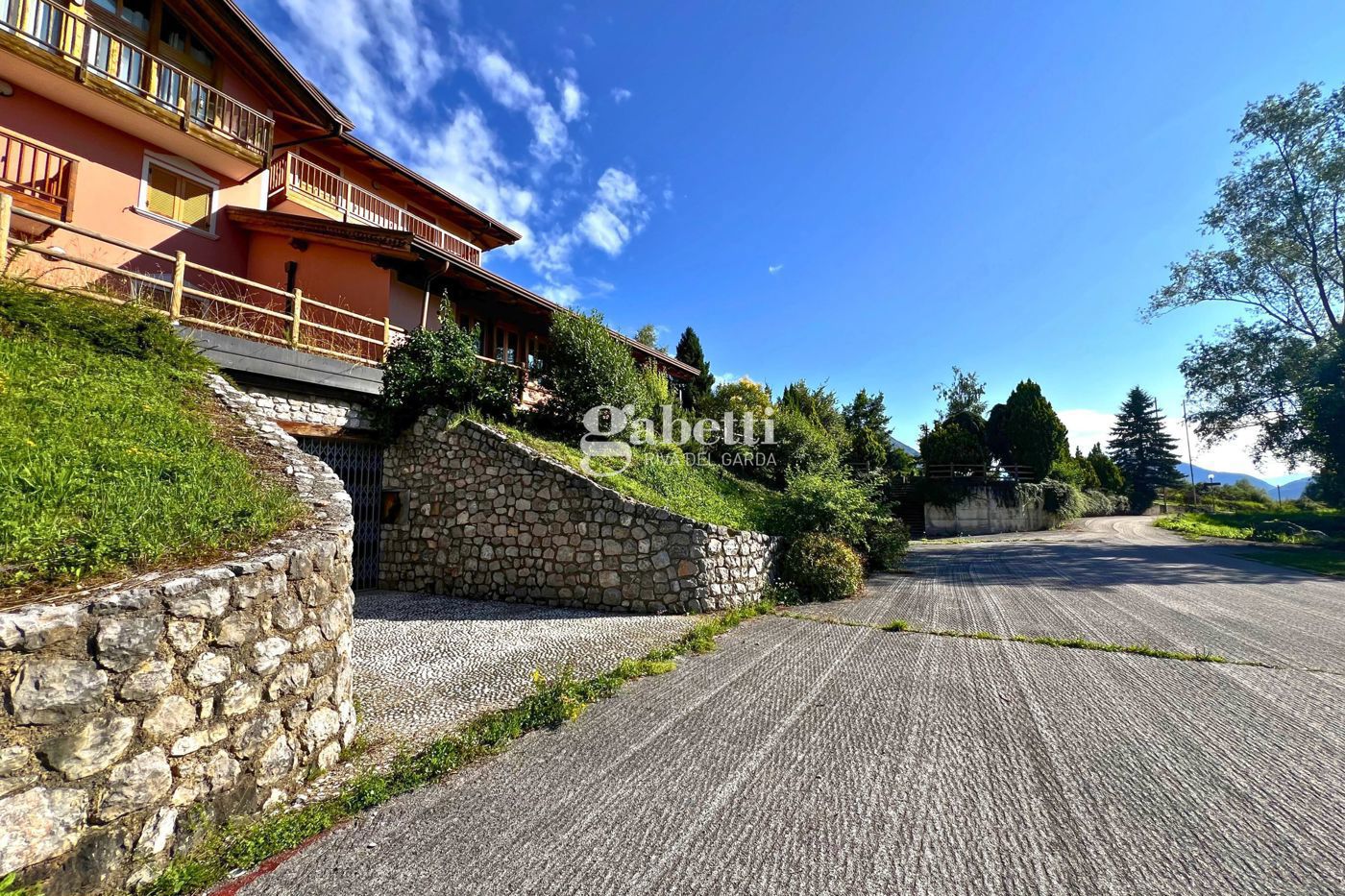 Attivit� commerciale in vendita a Bleggio Superiore