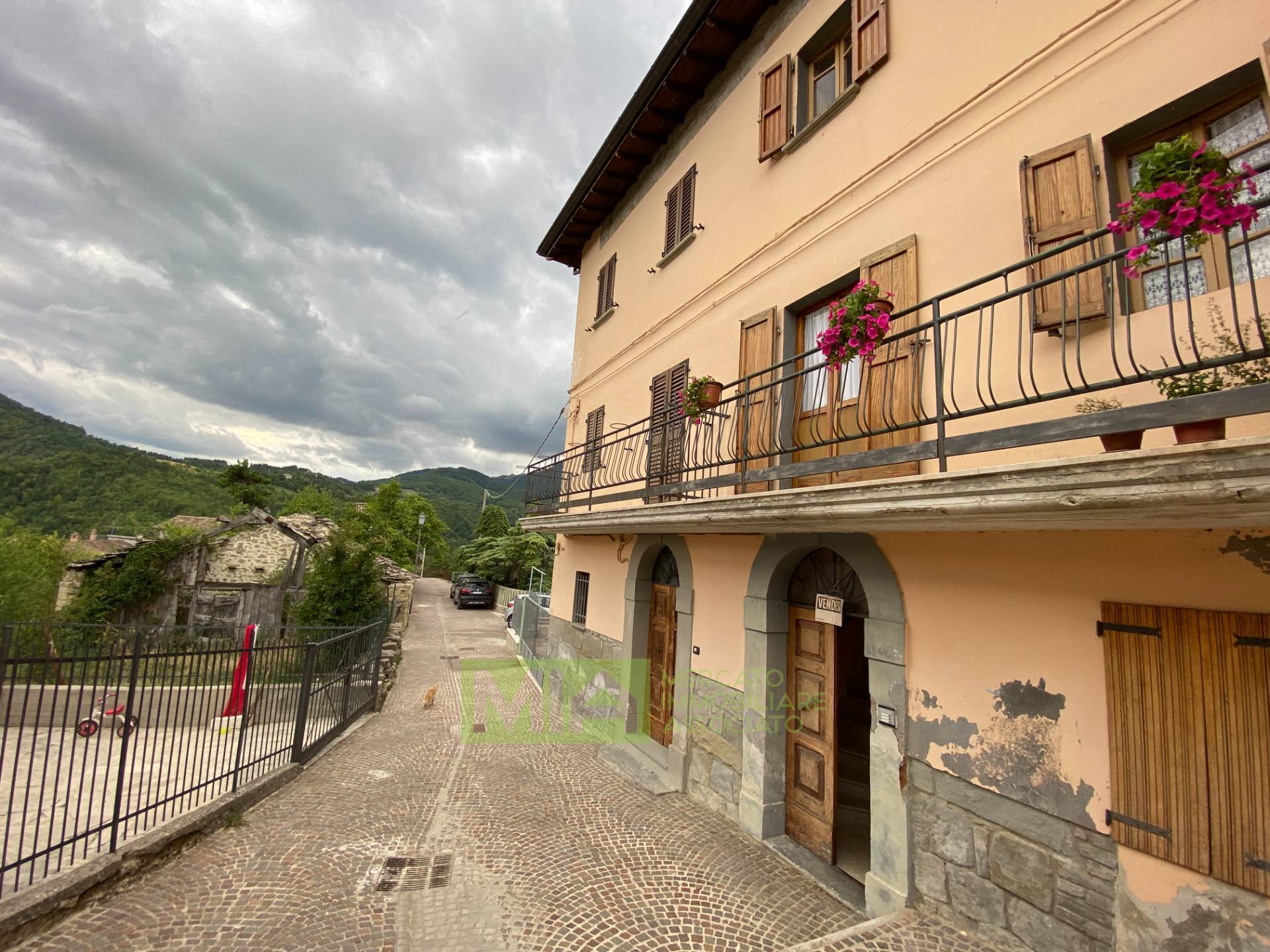 Casa indipendente in vendita, Montegallo montagna