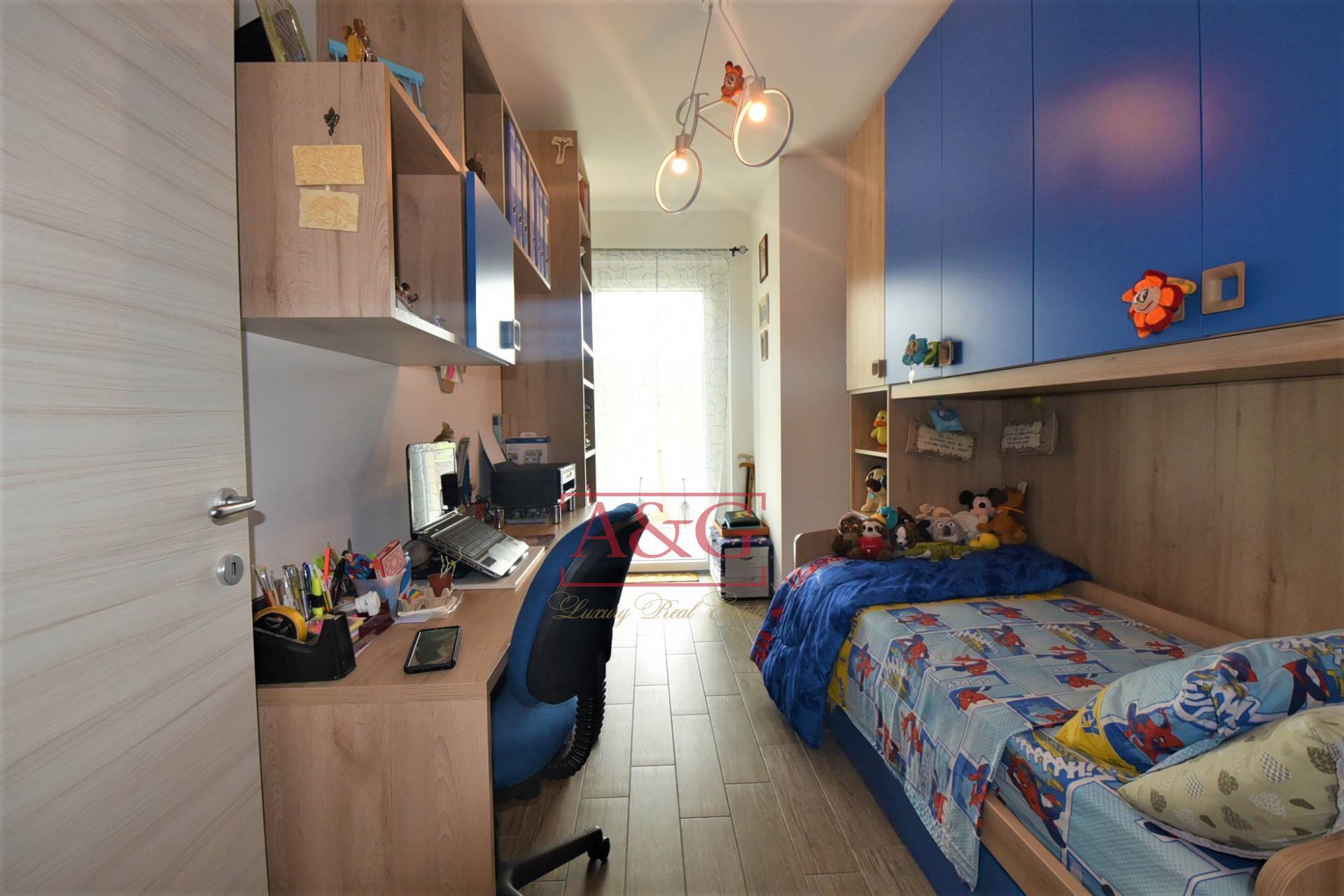 Appartamento in vendita a Comunanza, Semicentro