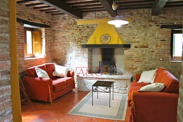 Casale in vendita a Amandola, Campagna