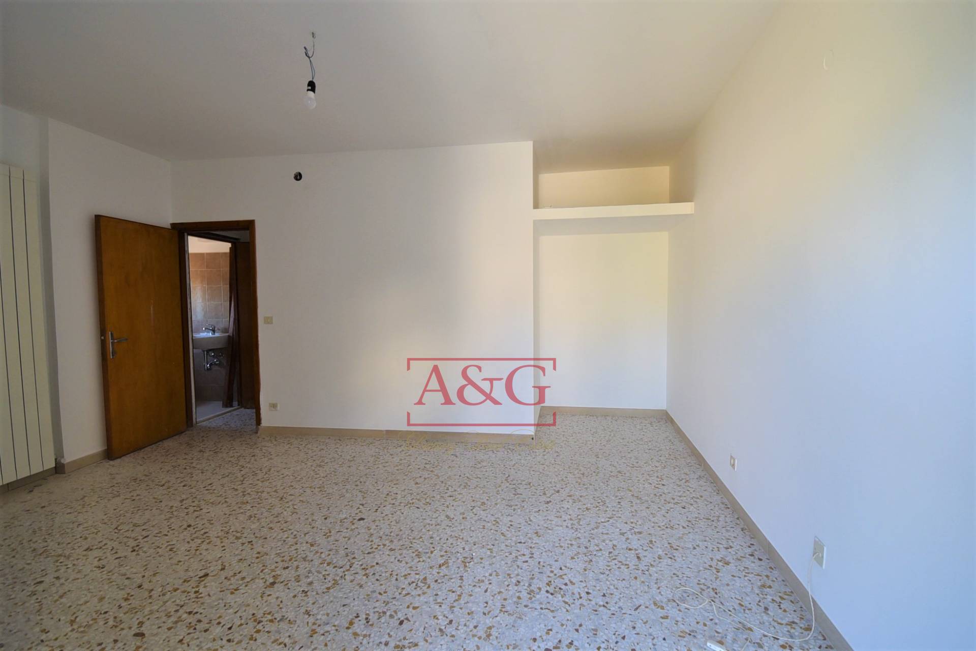 Casa cielo-terra in vendita a Montefortino, Montagna