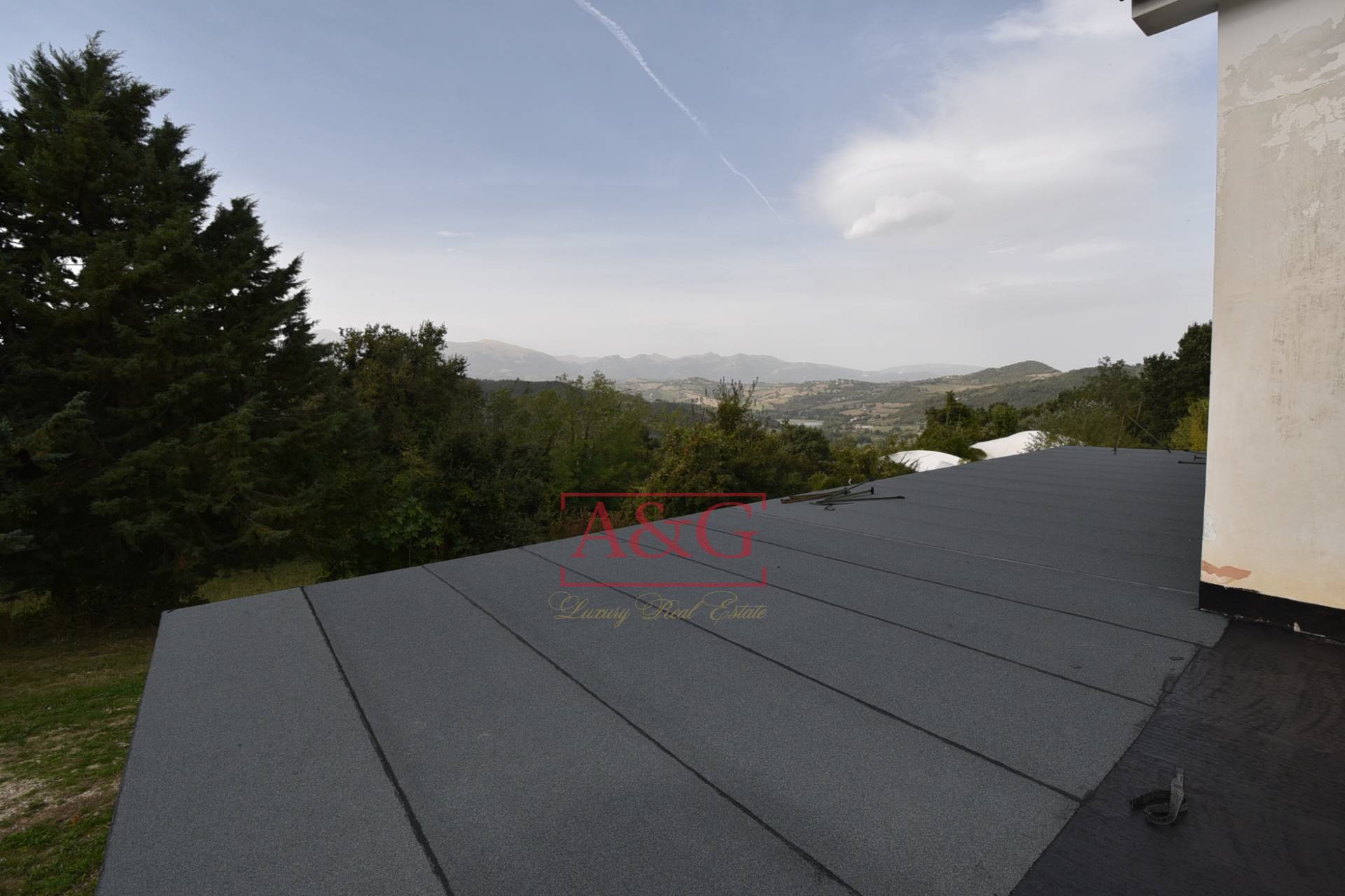 Casa colonica in vendita a Smerillo, Campagna