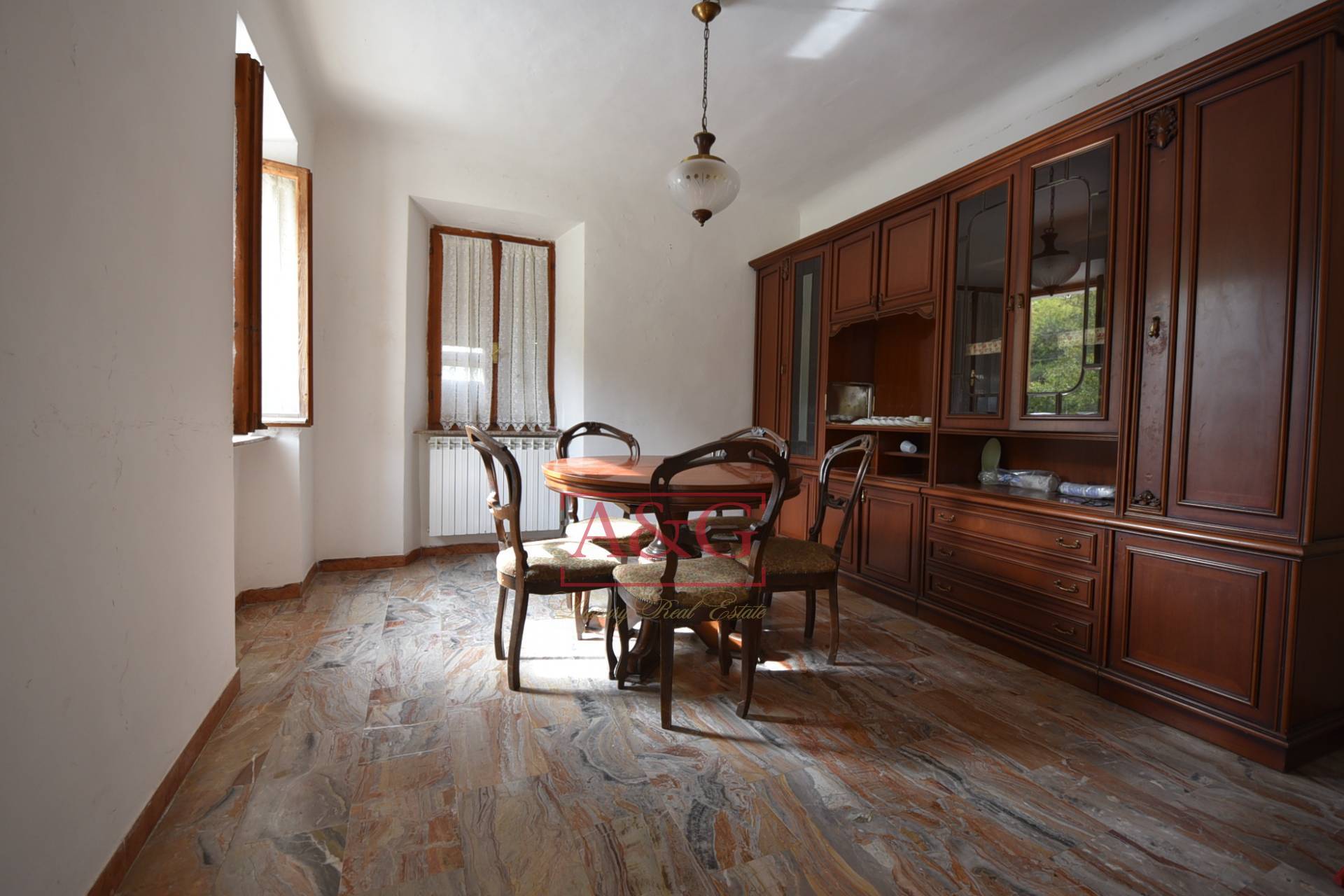 Casa colonica in vendita a Smerillo, Campagna