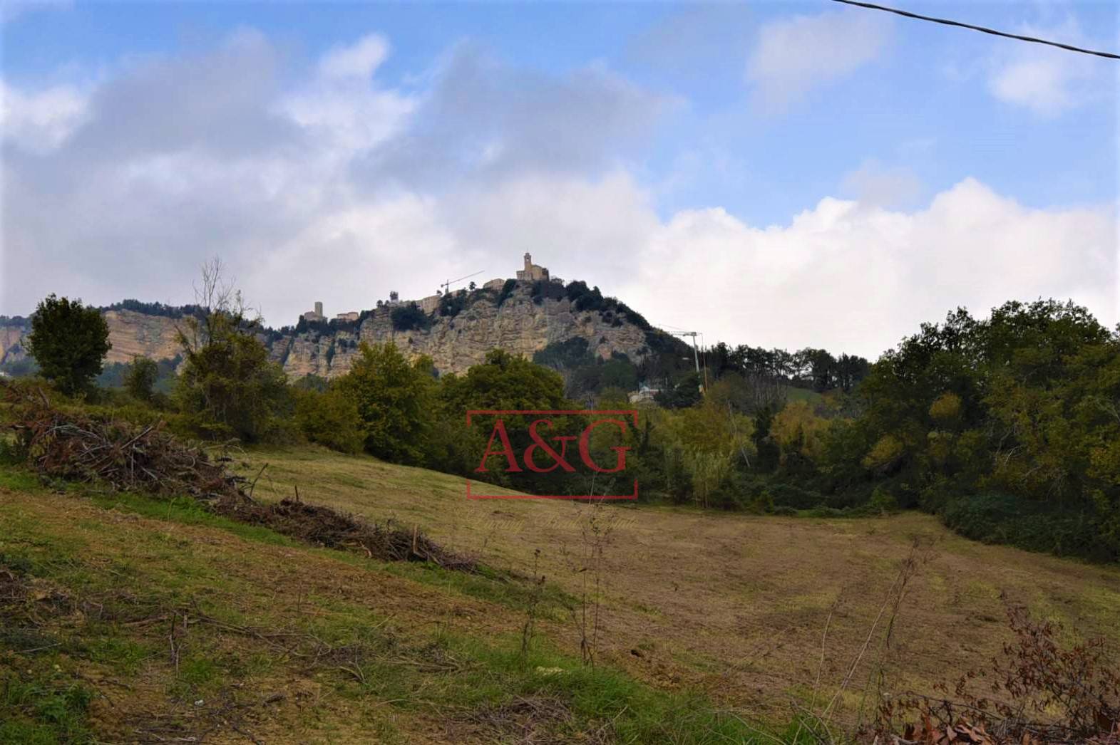 Casa cielo-terra in vendita a Montefalcone Appennino, Faveto