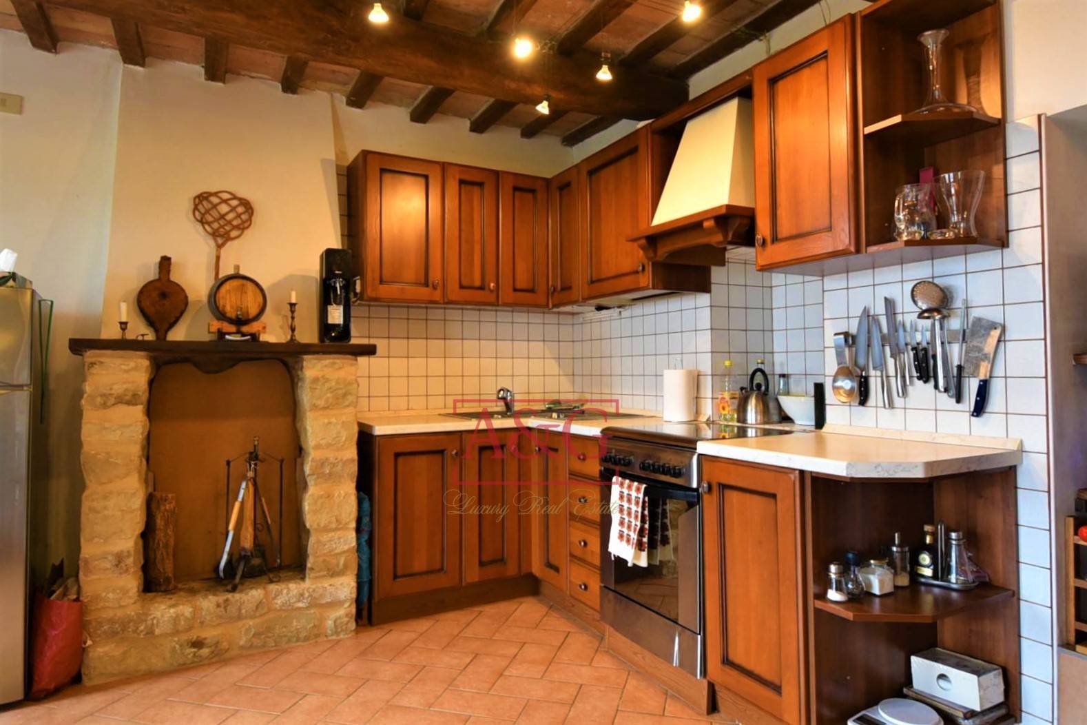 Casa cielo-terra in vendita a Montefalcone Appennino, Faveto