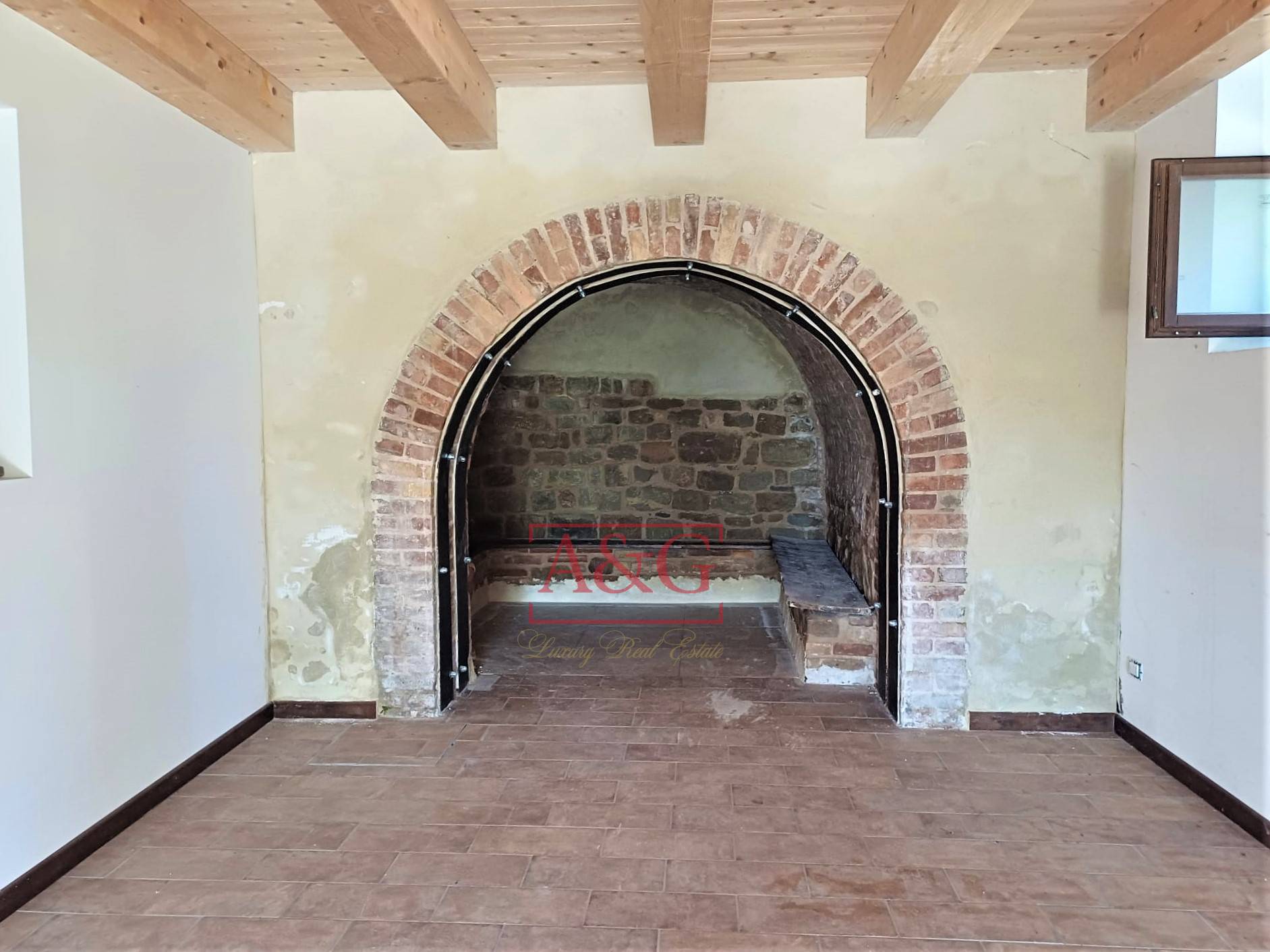 Casale in vendita a Penna San Giovanni, CAMPAGNA