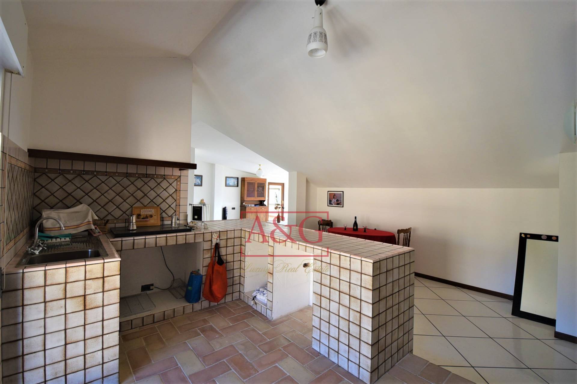 Appartamento in vendita a Monsampietro Morico, Centro Storico