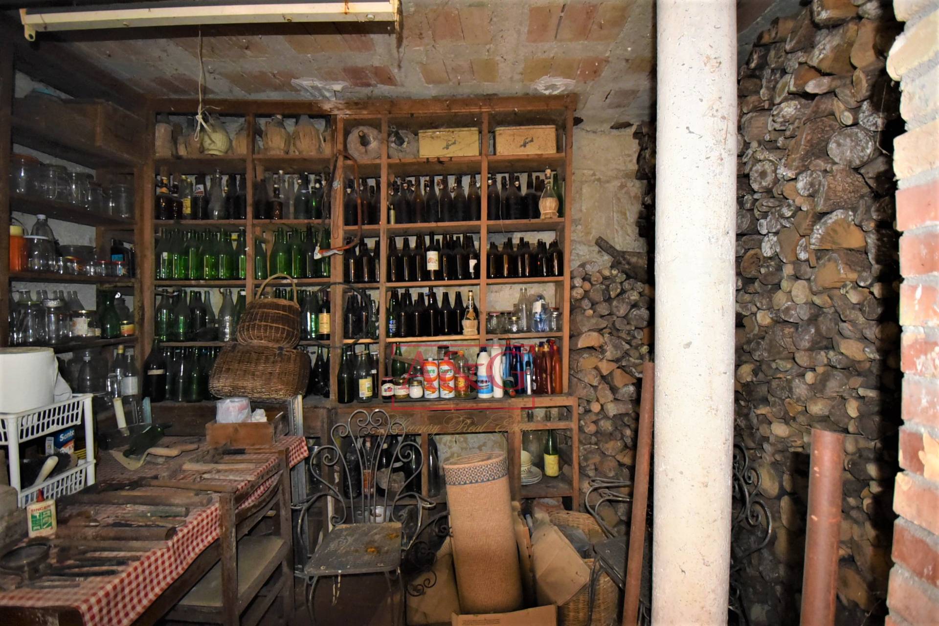 Casa cielo-terra in vendita a Amandola, Centro