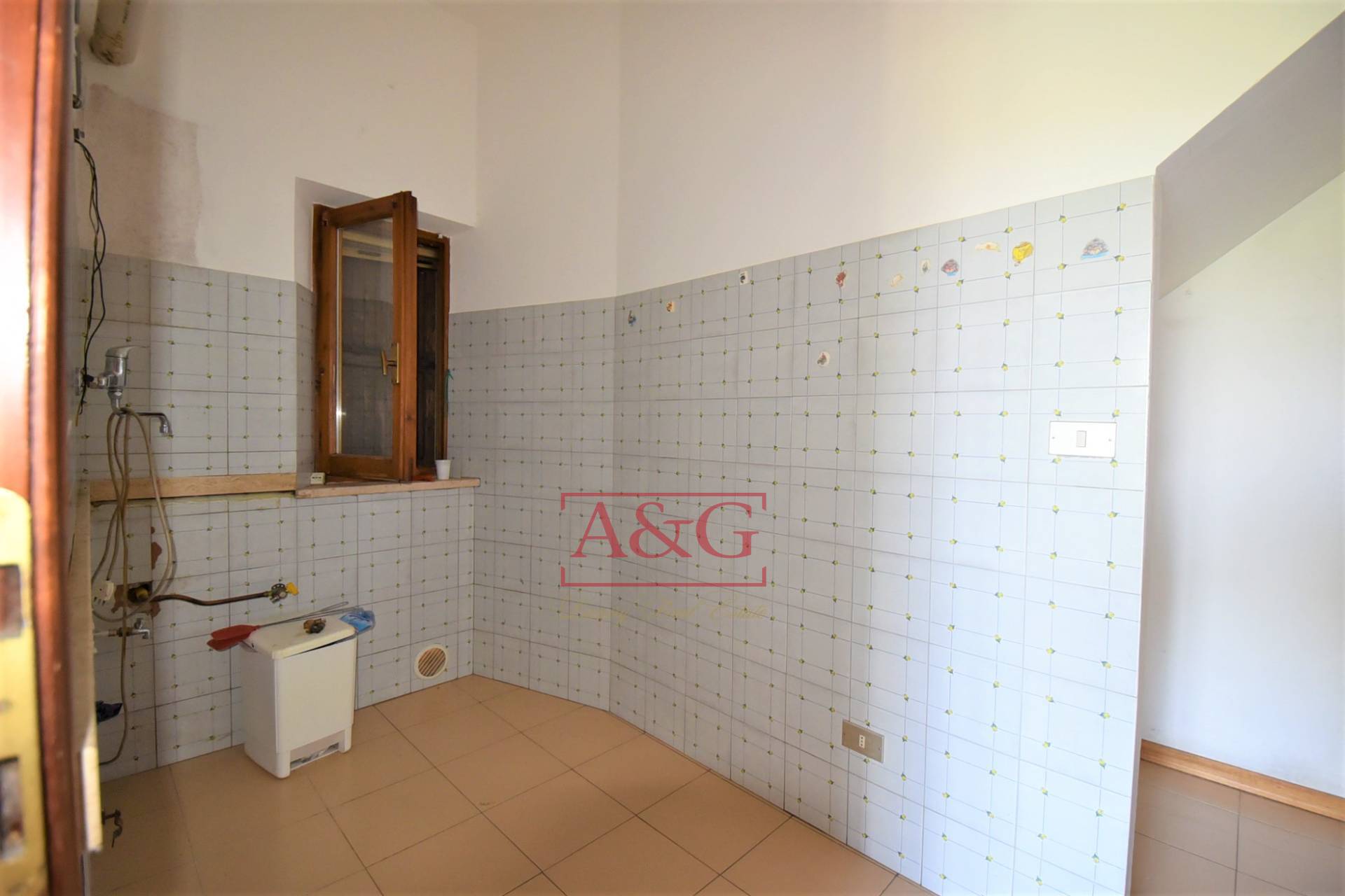 Appartamento in vendita a Montemonaco, Campagna