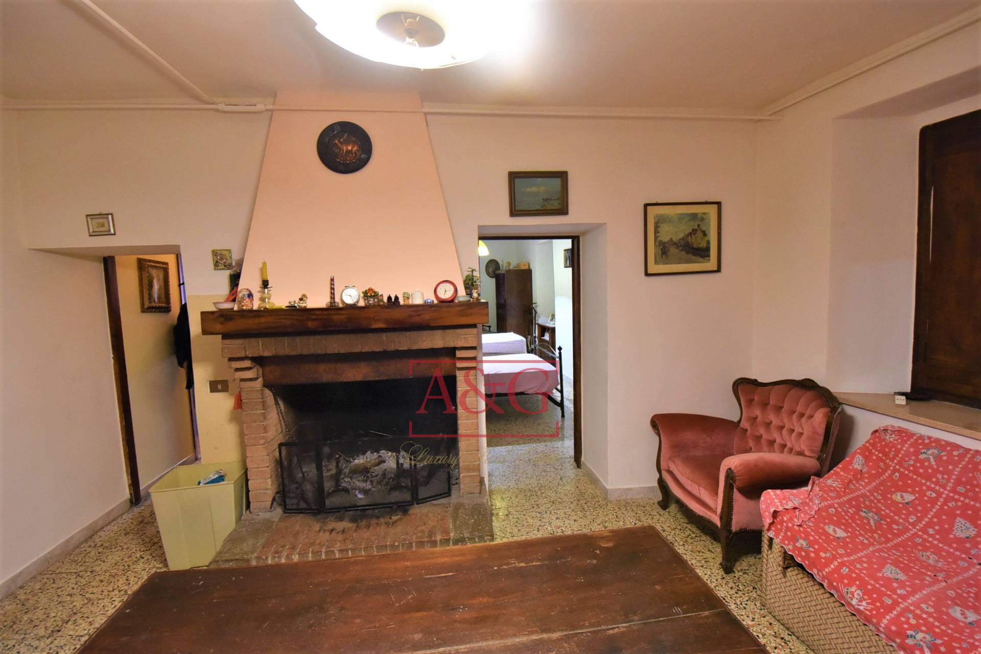 Casale in vendita a Sarnano, Campagna