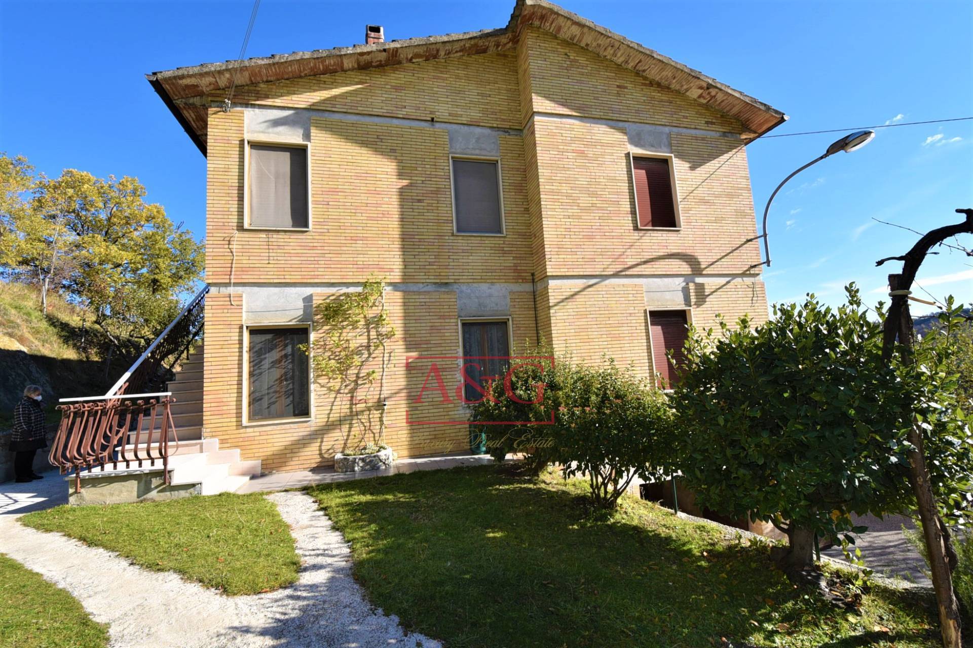 Appartamento in vendita a Montemonaco, Montagna