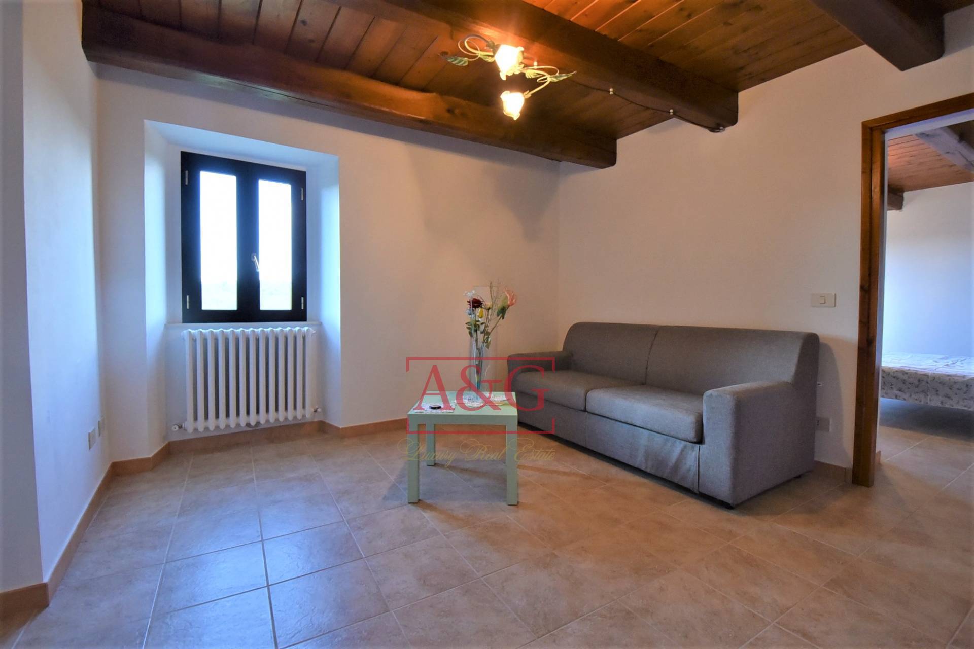 Appartamento in vendita a Amandola, Campagna