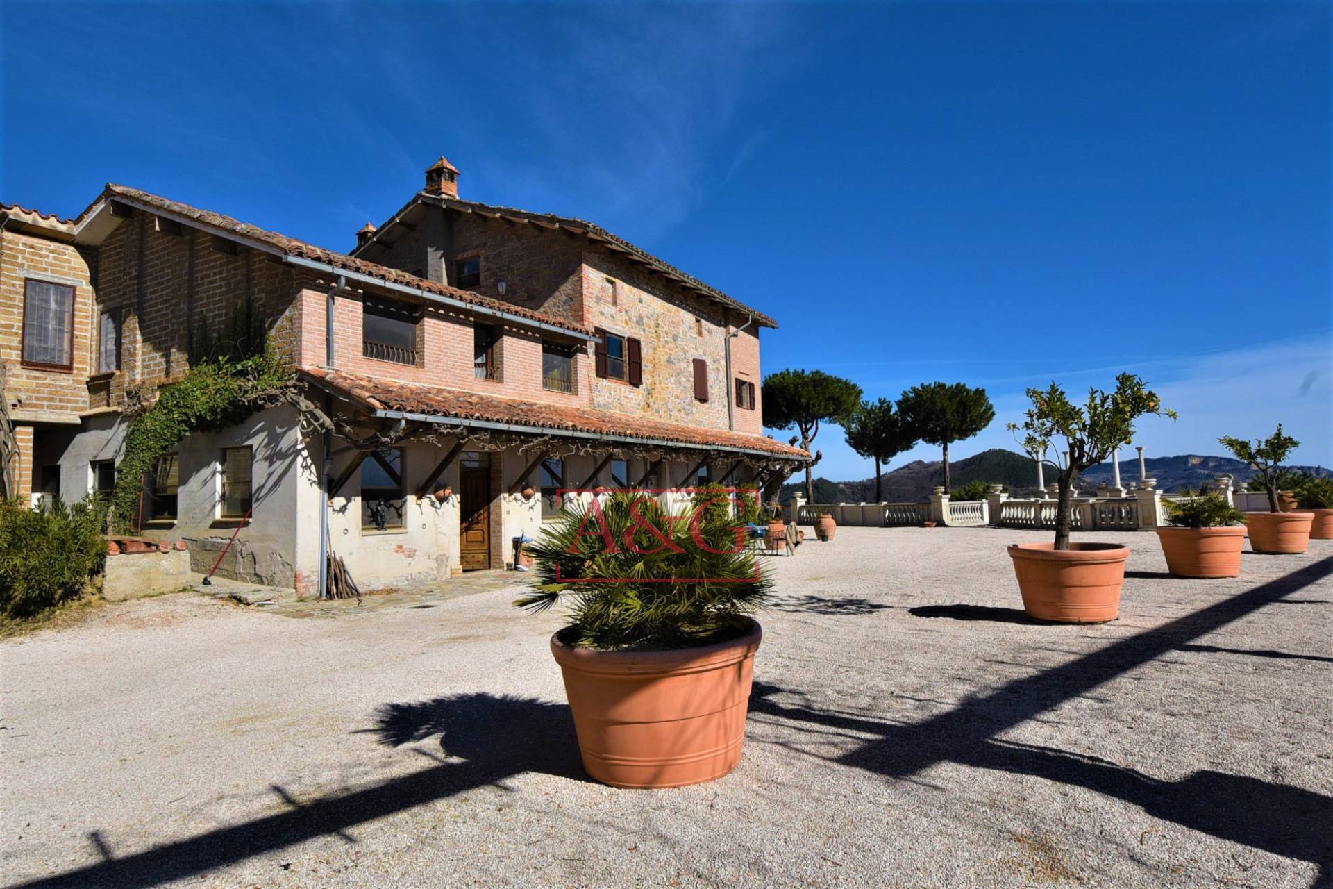 Villa in vendita a Montefortino, Campagna