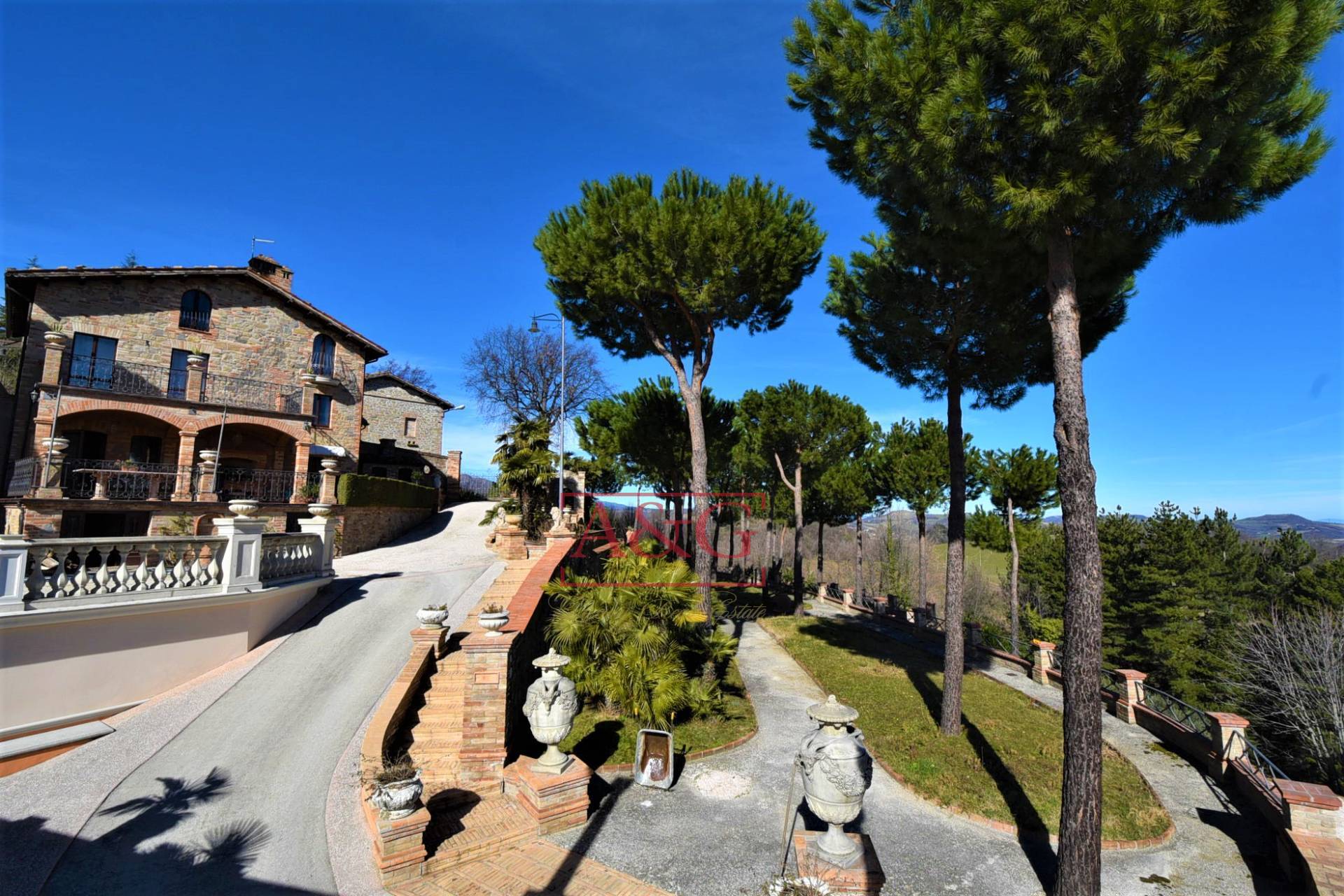 Villa in vendita a Montefortino, Campagna