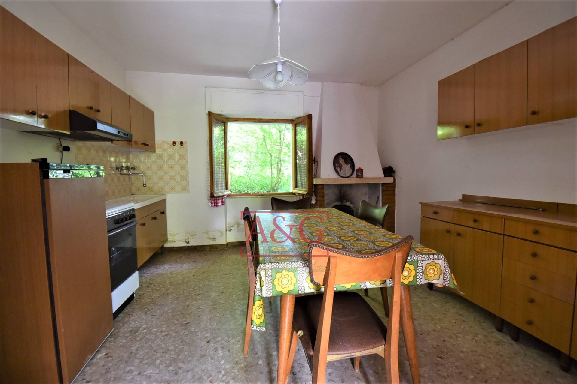 Casa cielo-terra in vendita a Amandola, Montagna