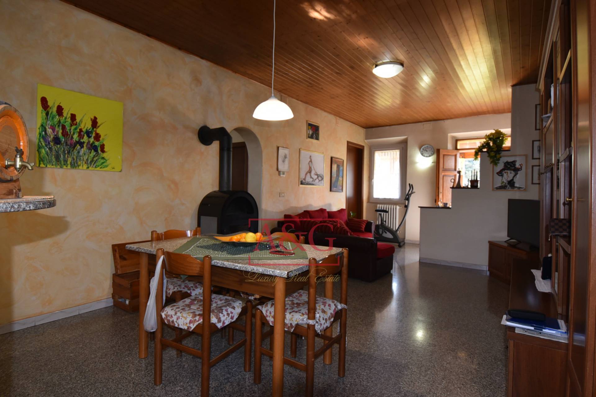 Casale in vendita a Montegiorgio