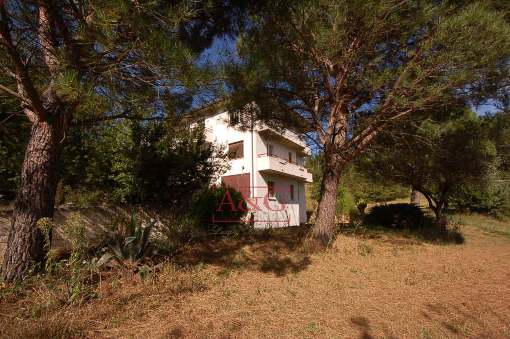 Appartamento in vendita a Amandola, Campagna