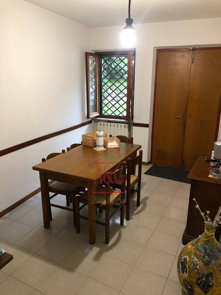 Appartamento in vendita a Amandola, Campagna