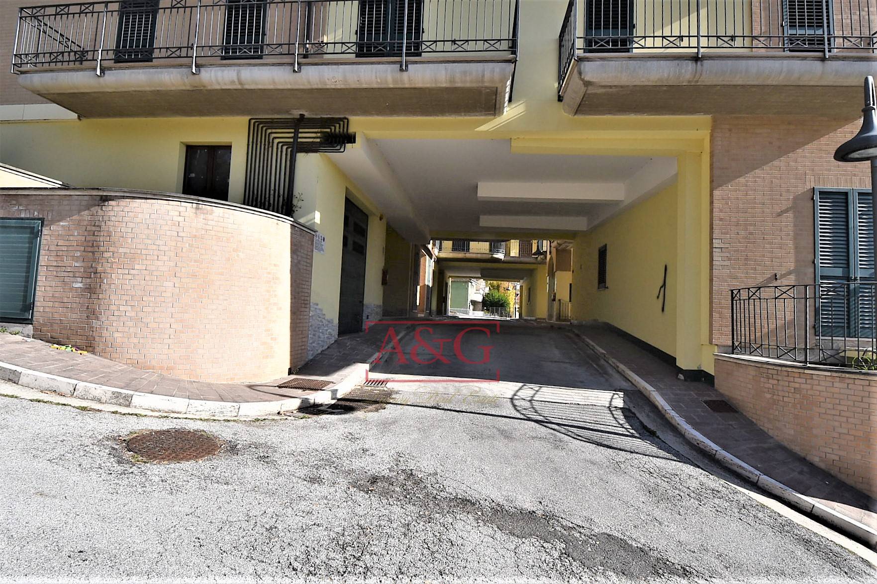 Appartamento in vendita a Amandola, Centro