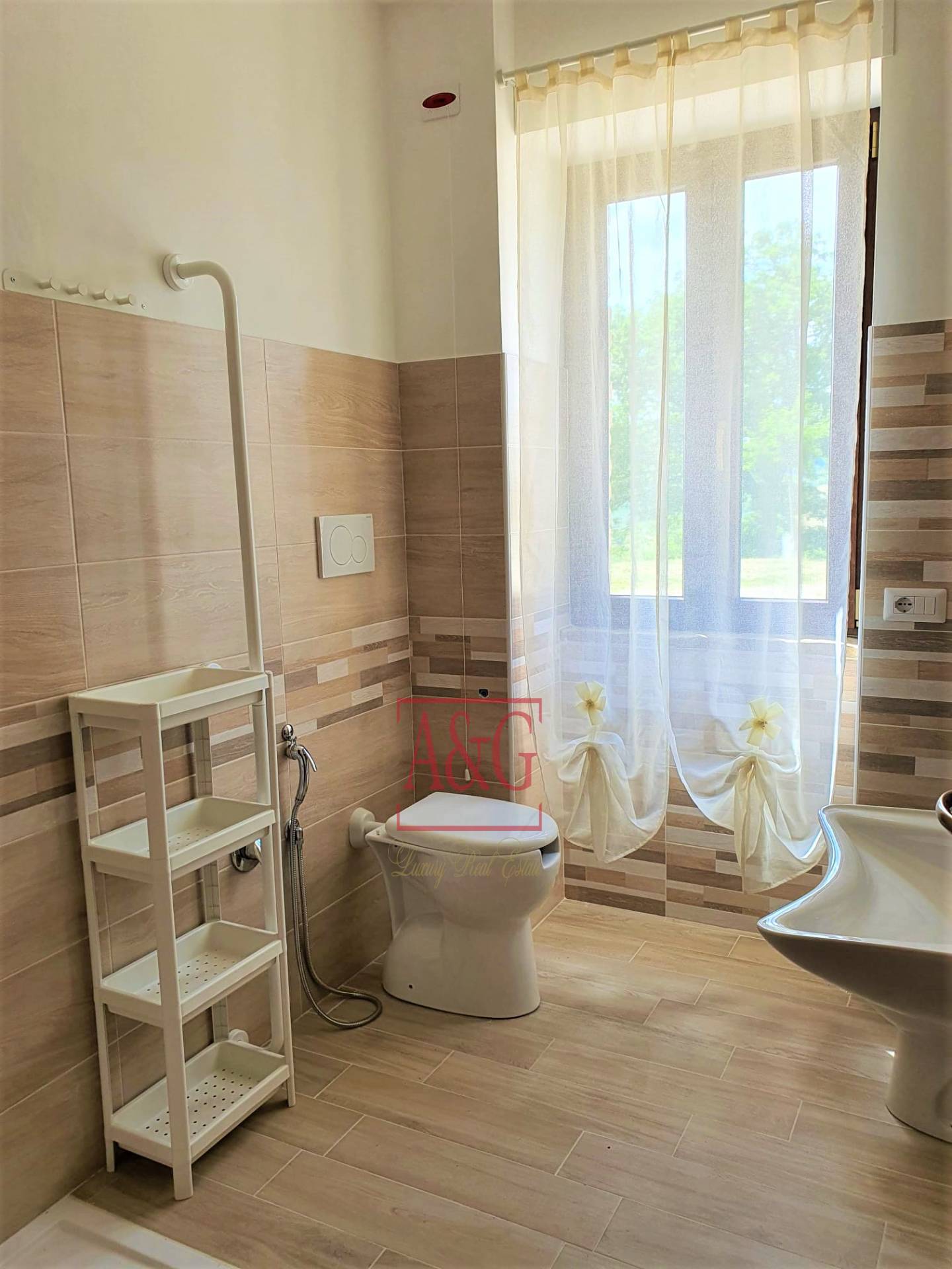 Casale in affitto a Montedinove, Campagna