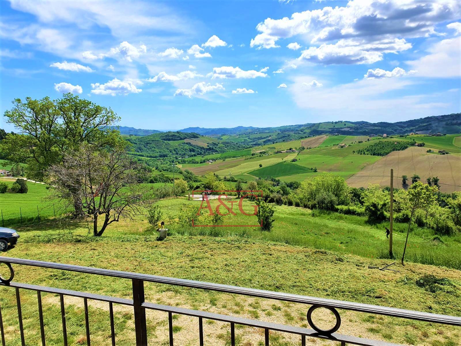 Casale in affitto a Montedinove, Campagna