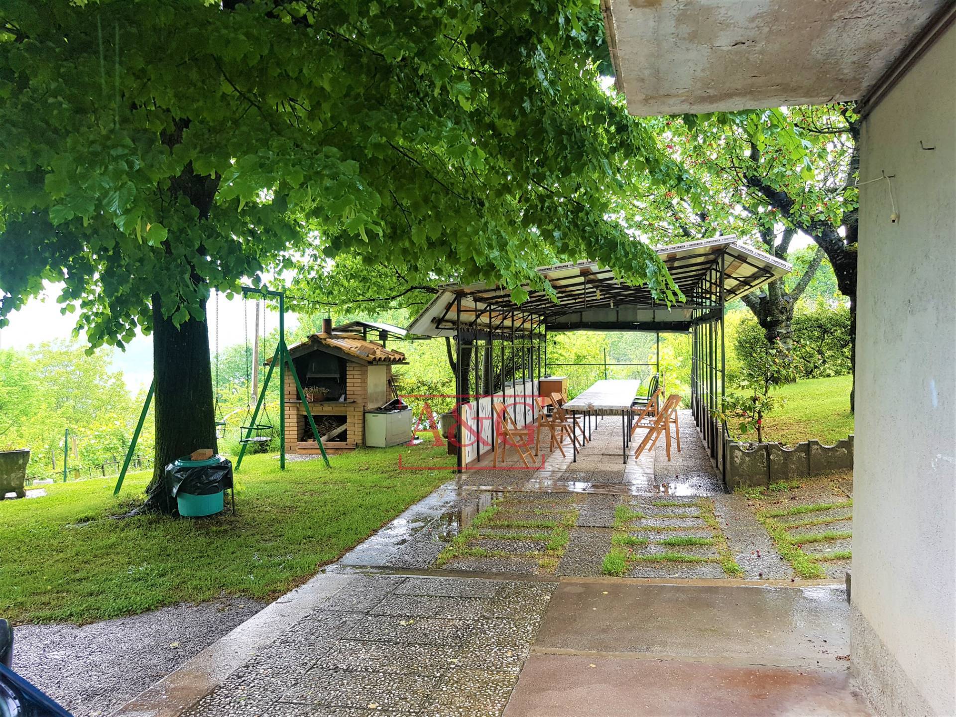 Casa singola in vendita a Comunanza, Campagna