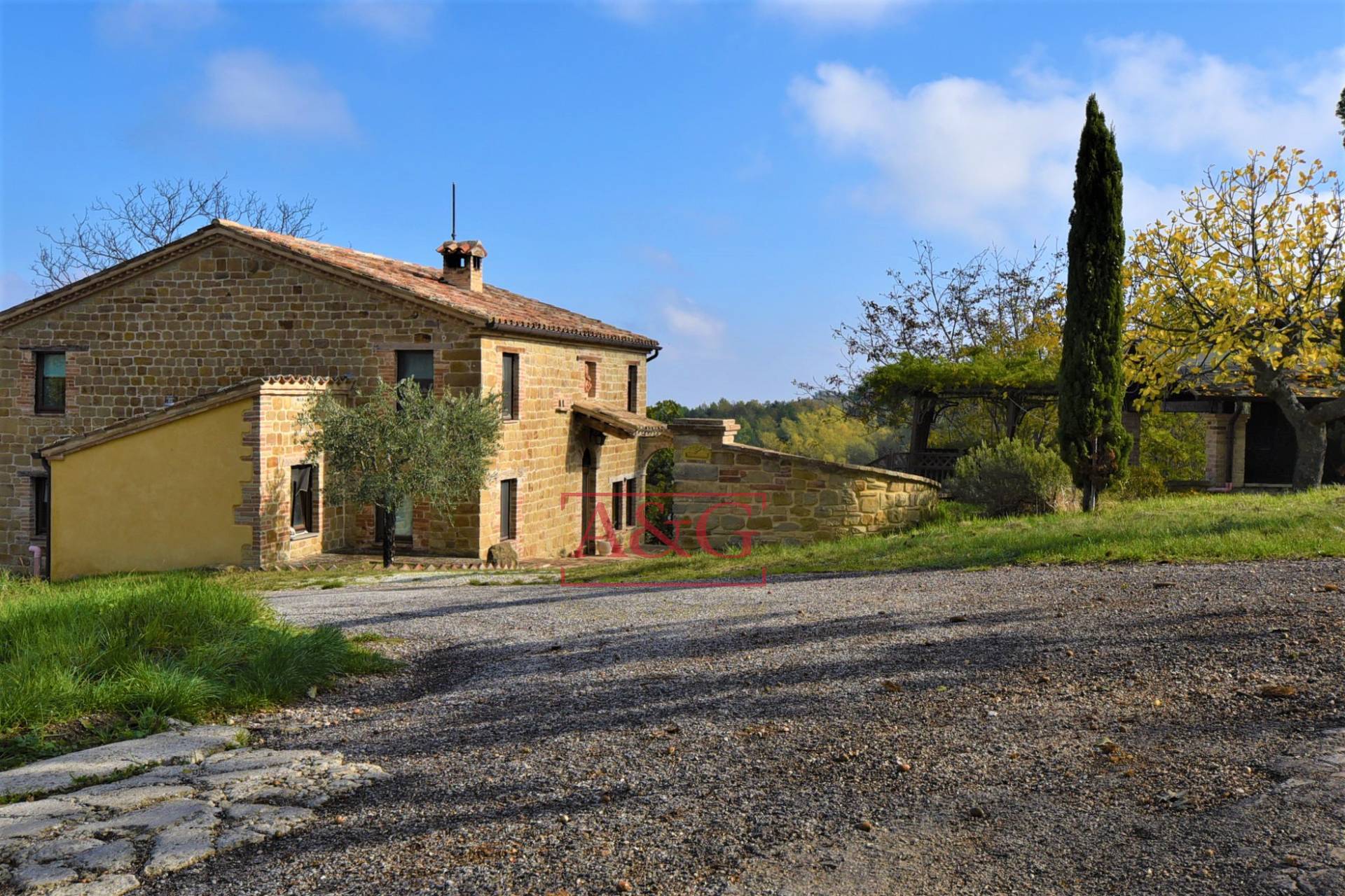 Casale in vendita a Gualdo, CAMPAGNA
