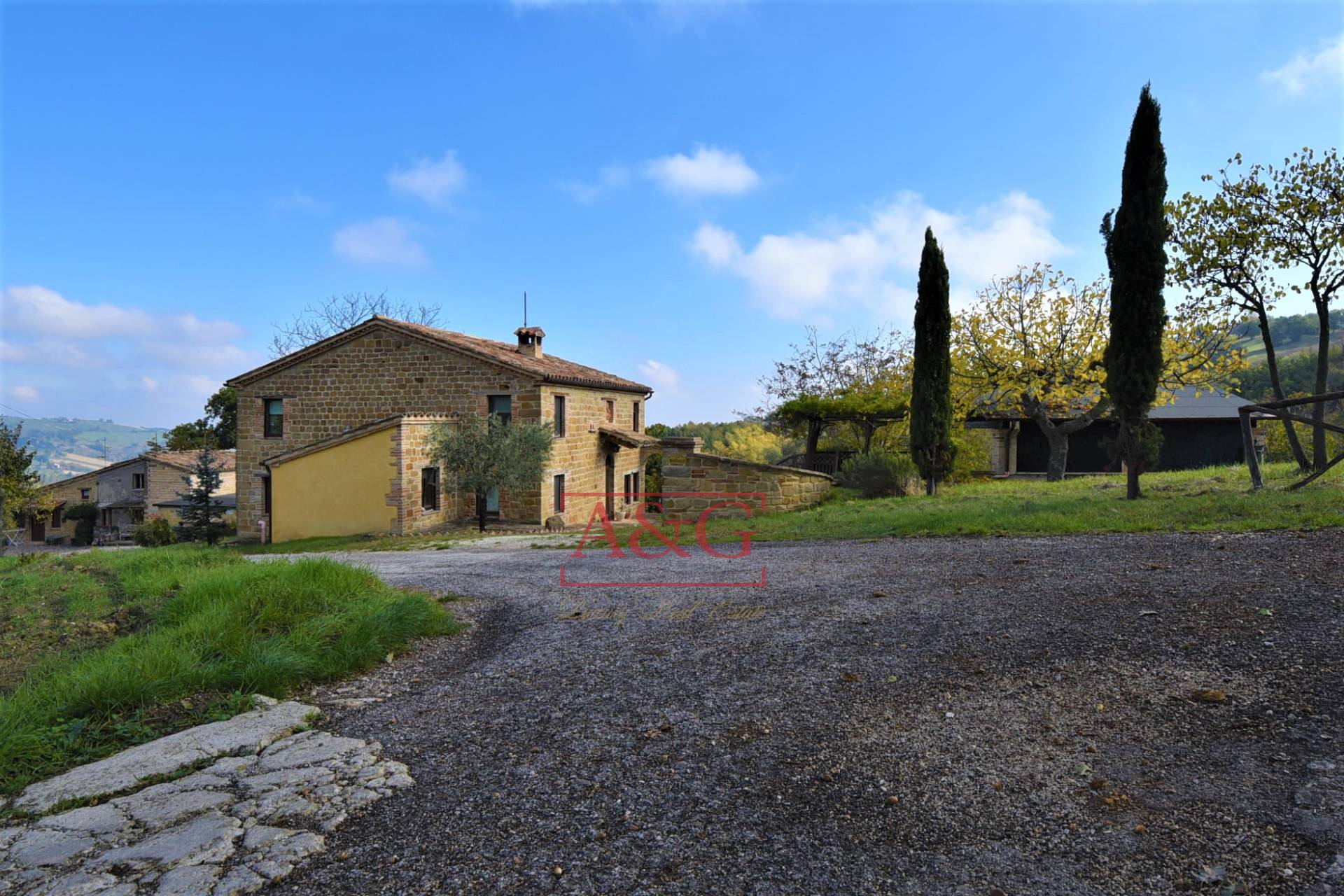 Casale in vendita a Gualdo, CAMPAGNA
