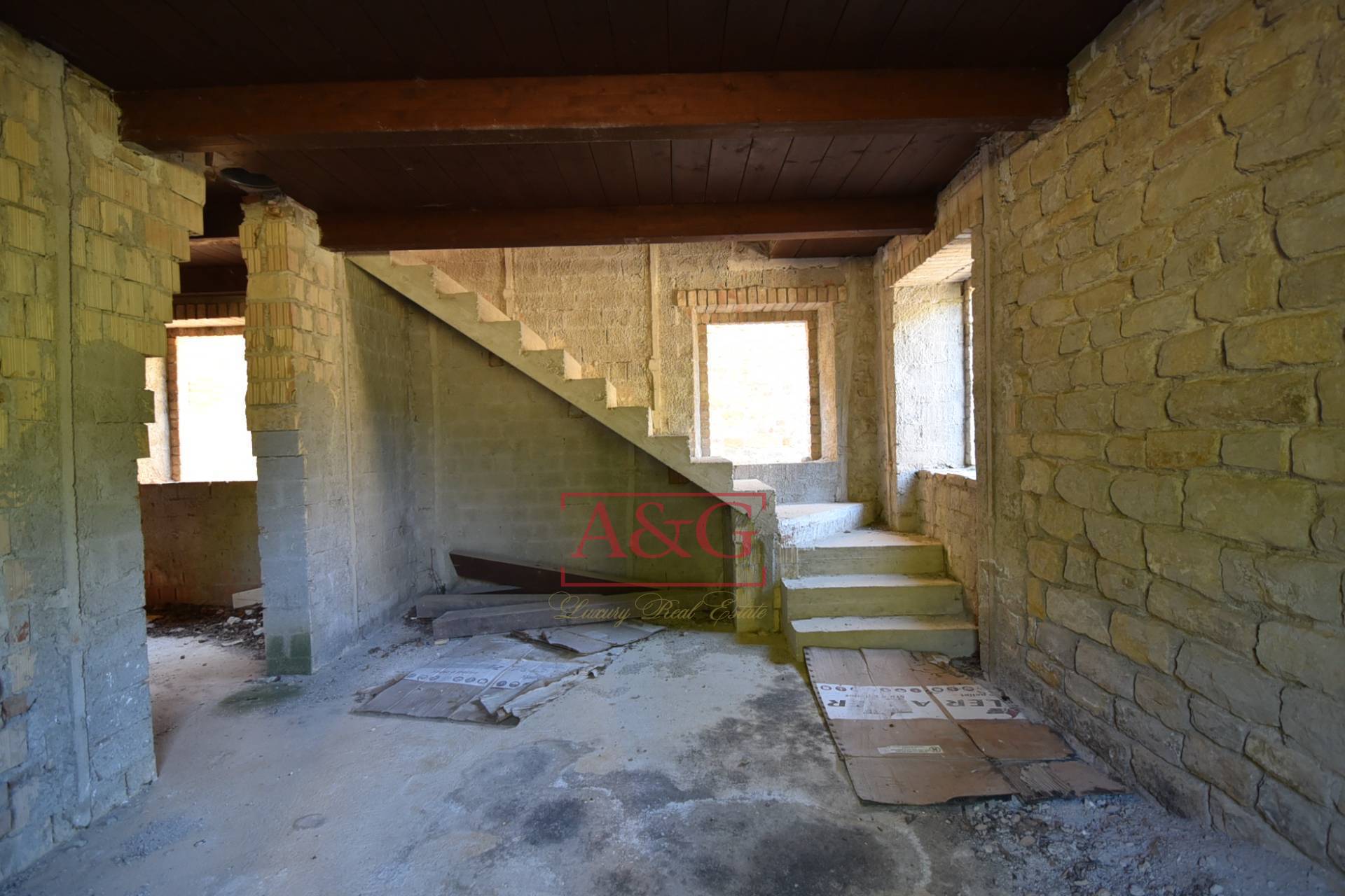 Rustico in vendita a Montefalcone Appennino, Campagna