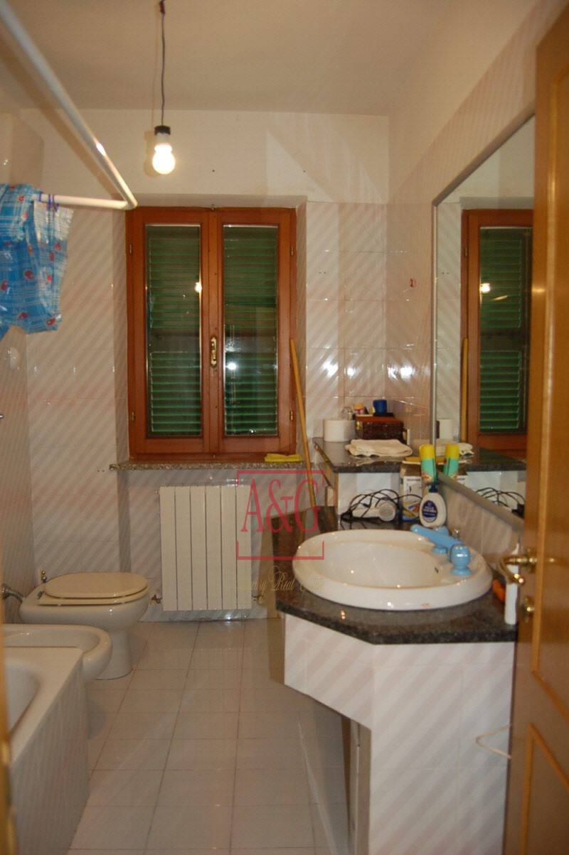 Casa cielo-terra in vendita a Amandola, Campagna