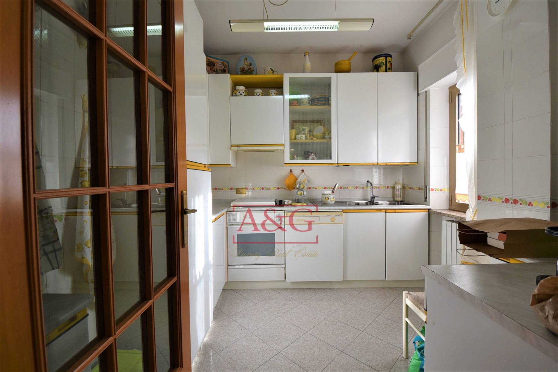 Appartamento in vendita a Montefortino, Centro