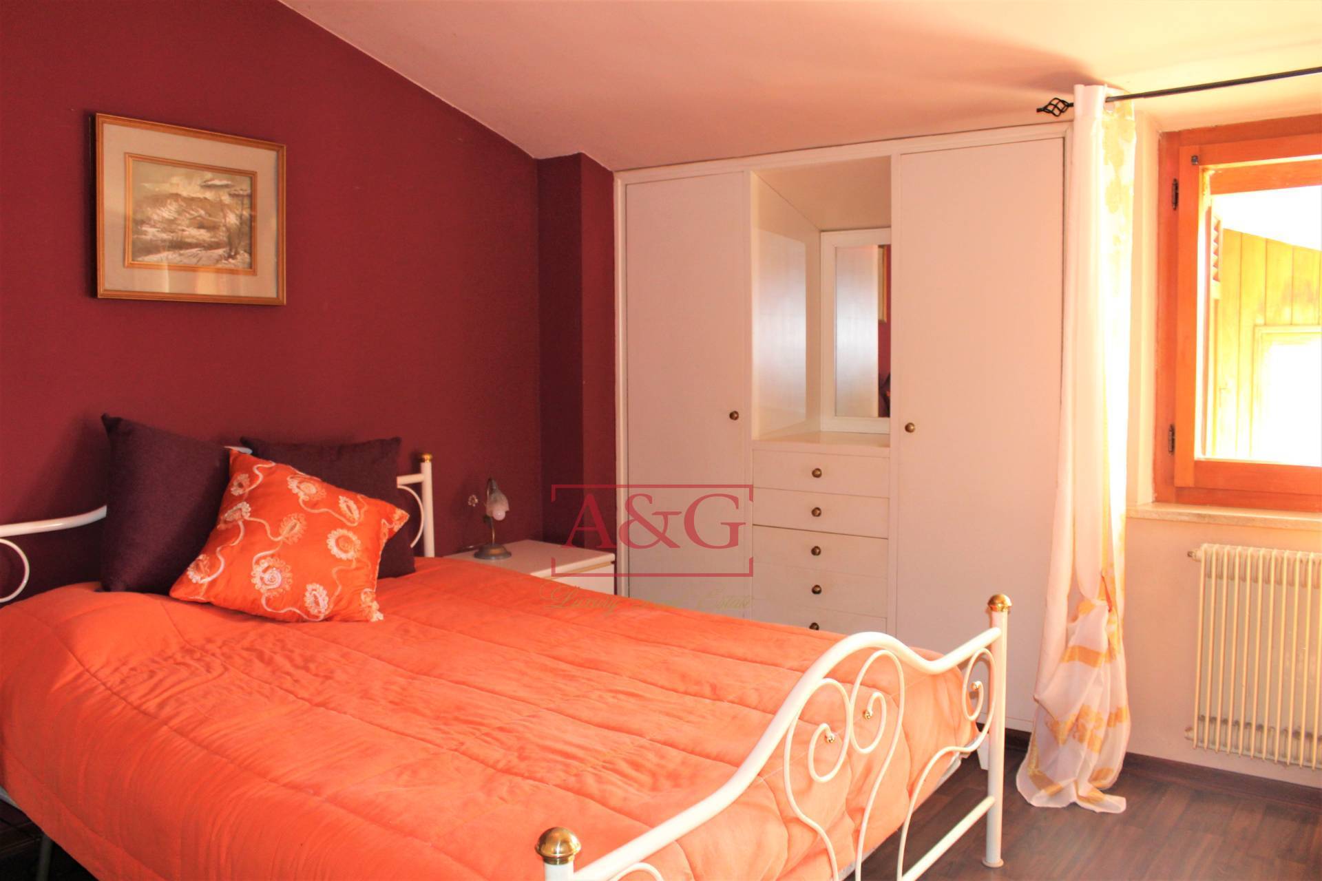 Mansarda in vendita a Comunanza, Centro