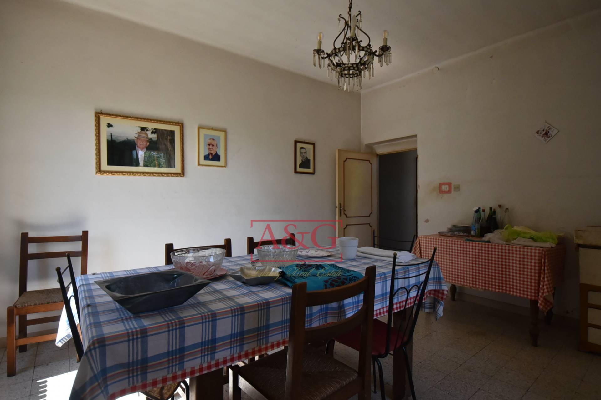 Casa colonica in vendita a Ascoli Piceno, Trivigliano-Villa Pagani