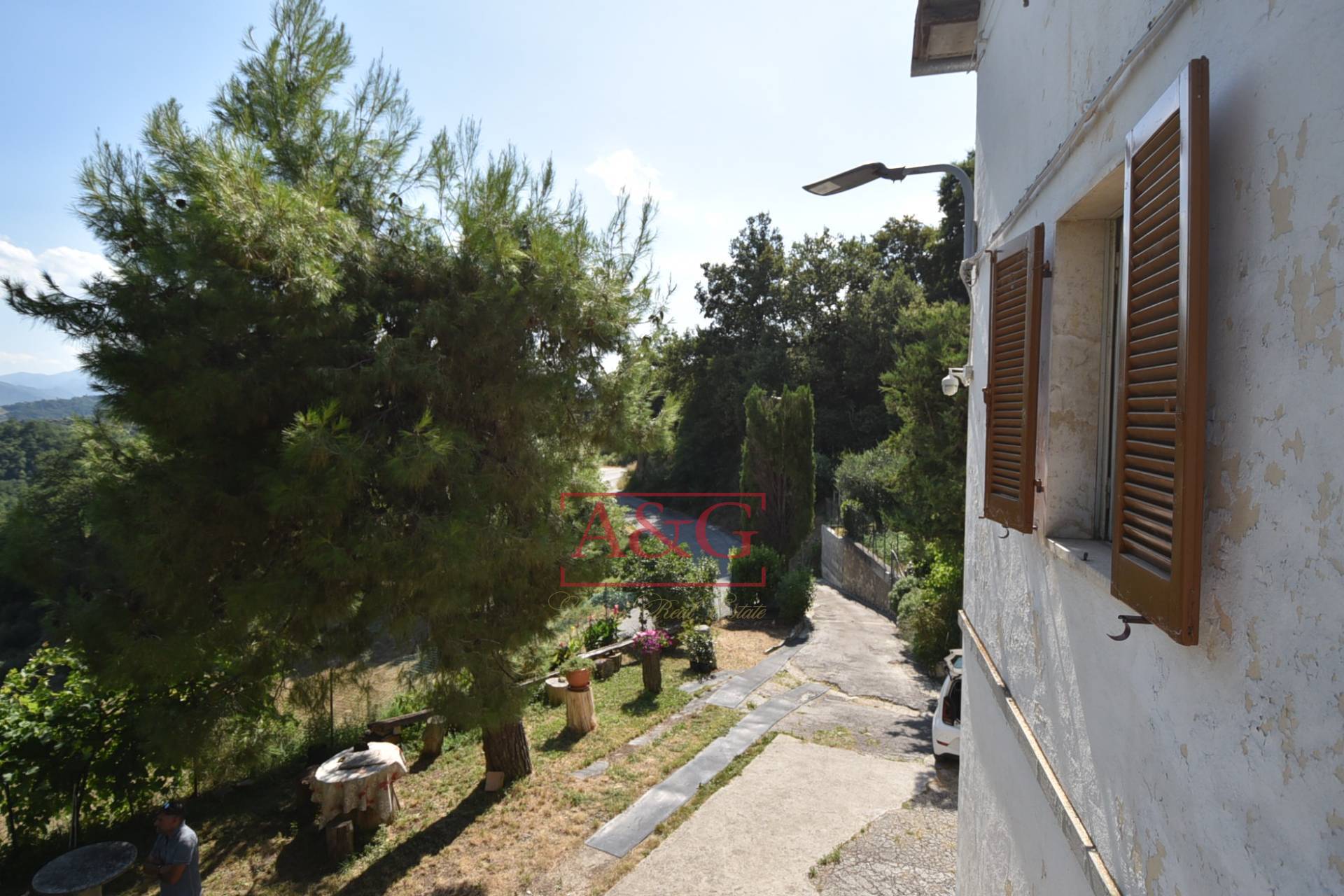 Casa colonica in vendita a Ascoli Piceno, Trivigliano-Villa Pagani