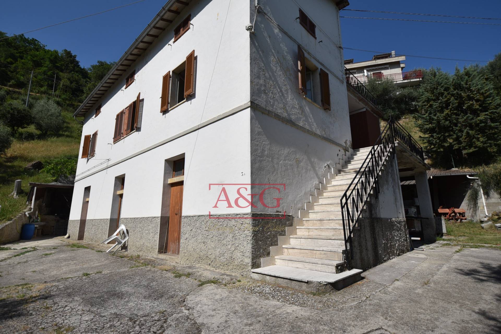 Casa colonica in vendita a Ascoli Piceno, Trivigliano-Villa Pagani