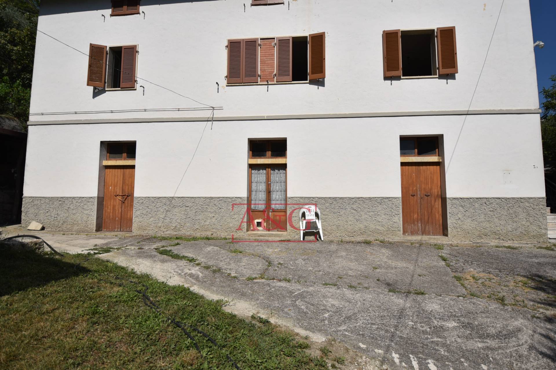 Casa colonica in vendita a Ascoli Piceno, Trivigliano-Villa Pagani