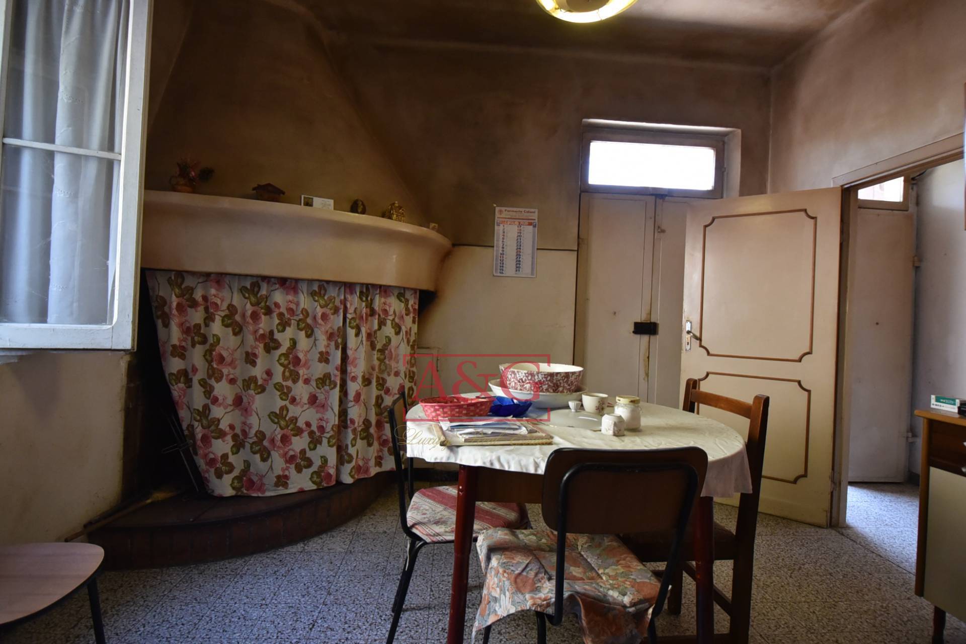 Casa colonica in vendita a Ascoli Piceno, Trivigliano-Villa Pagani