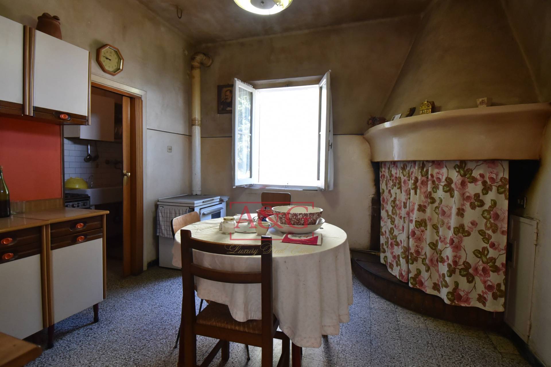 Casa colonica in vendita a Ascoli Piceno, Trivigliano-Villa Pagani