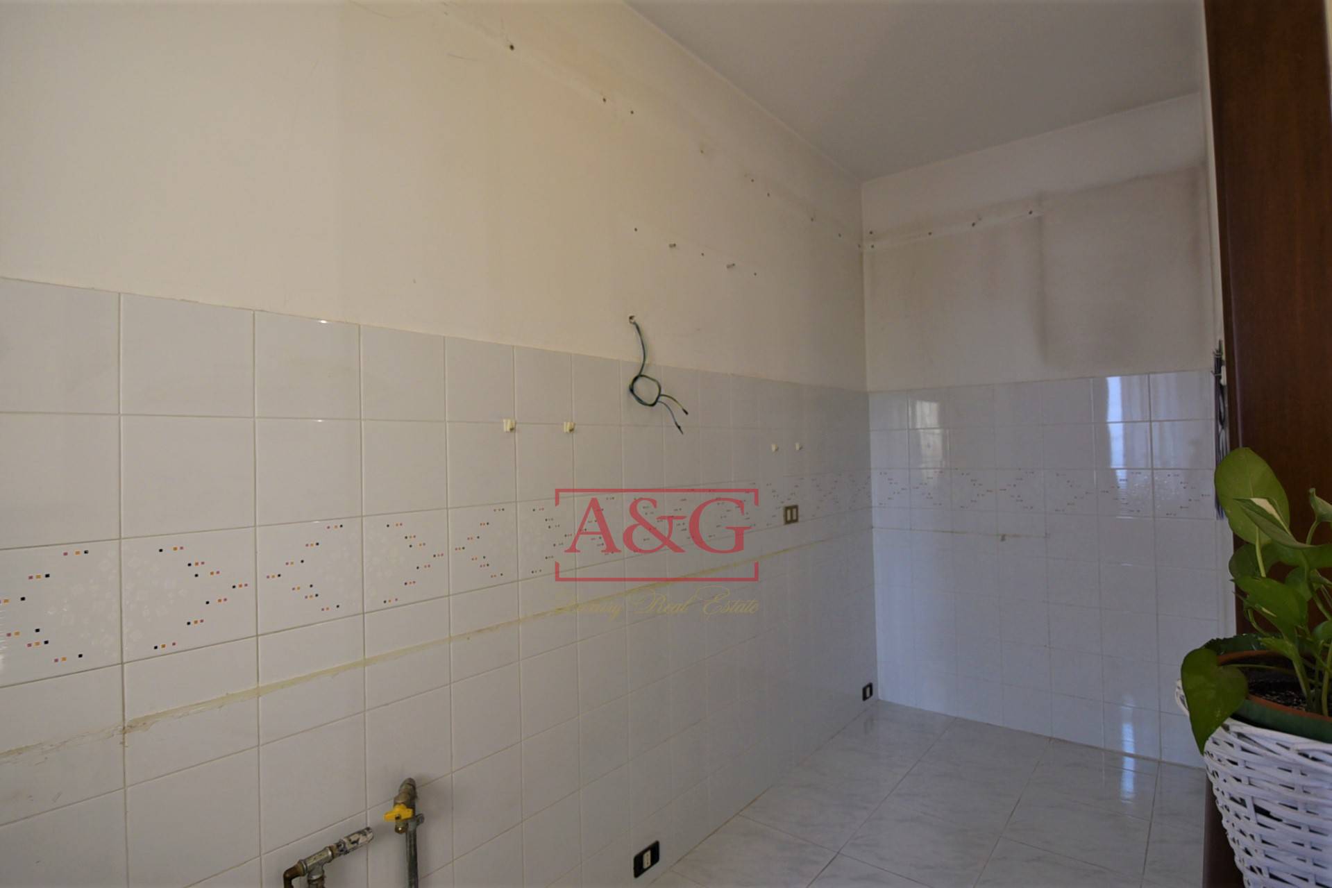 Appartamento in vendita a Amandola, Periferia