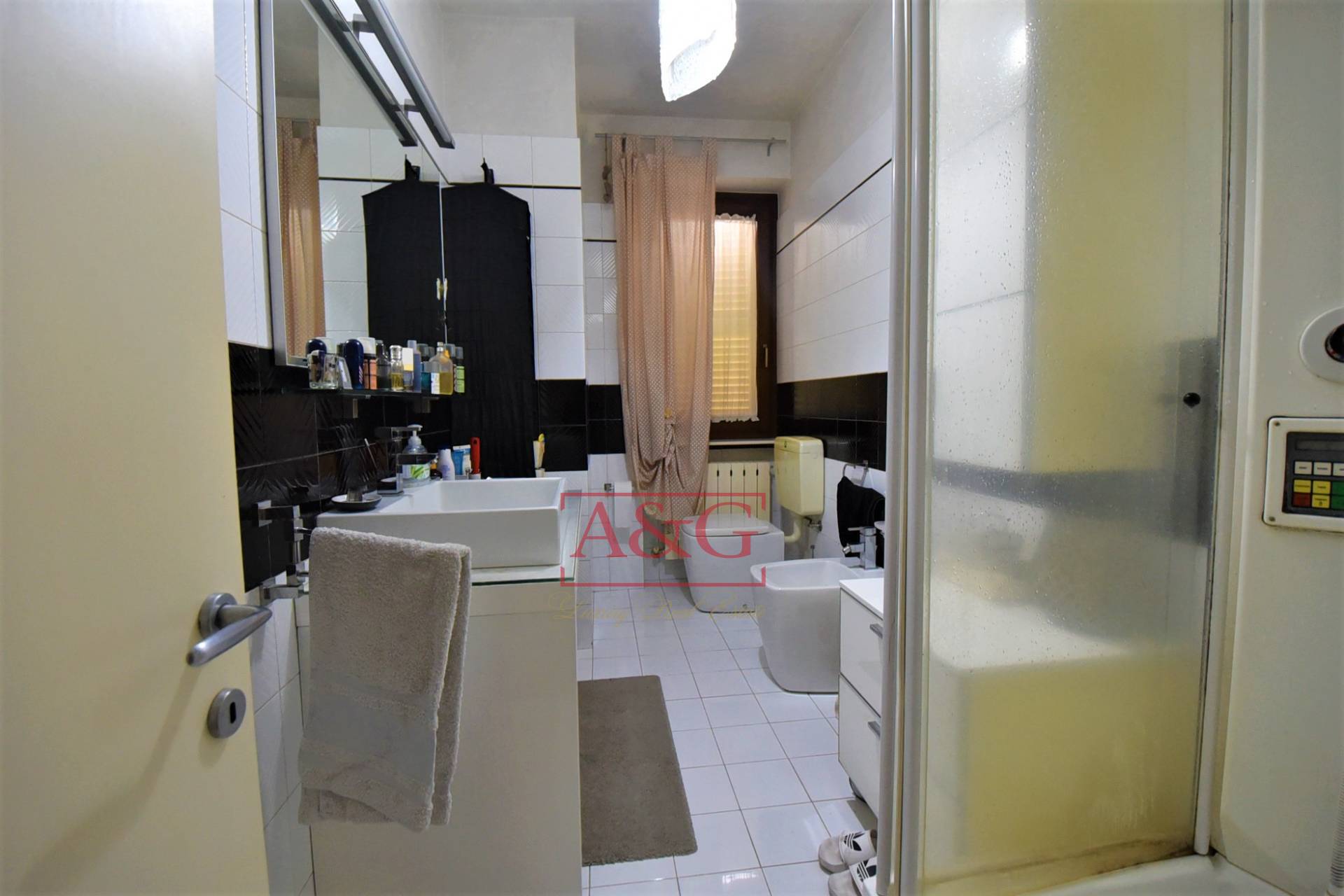 Appartamento in vendita a Amandola, Centro