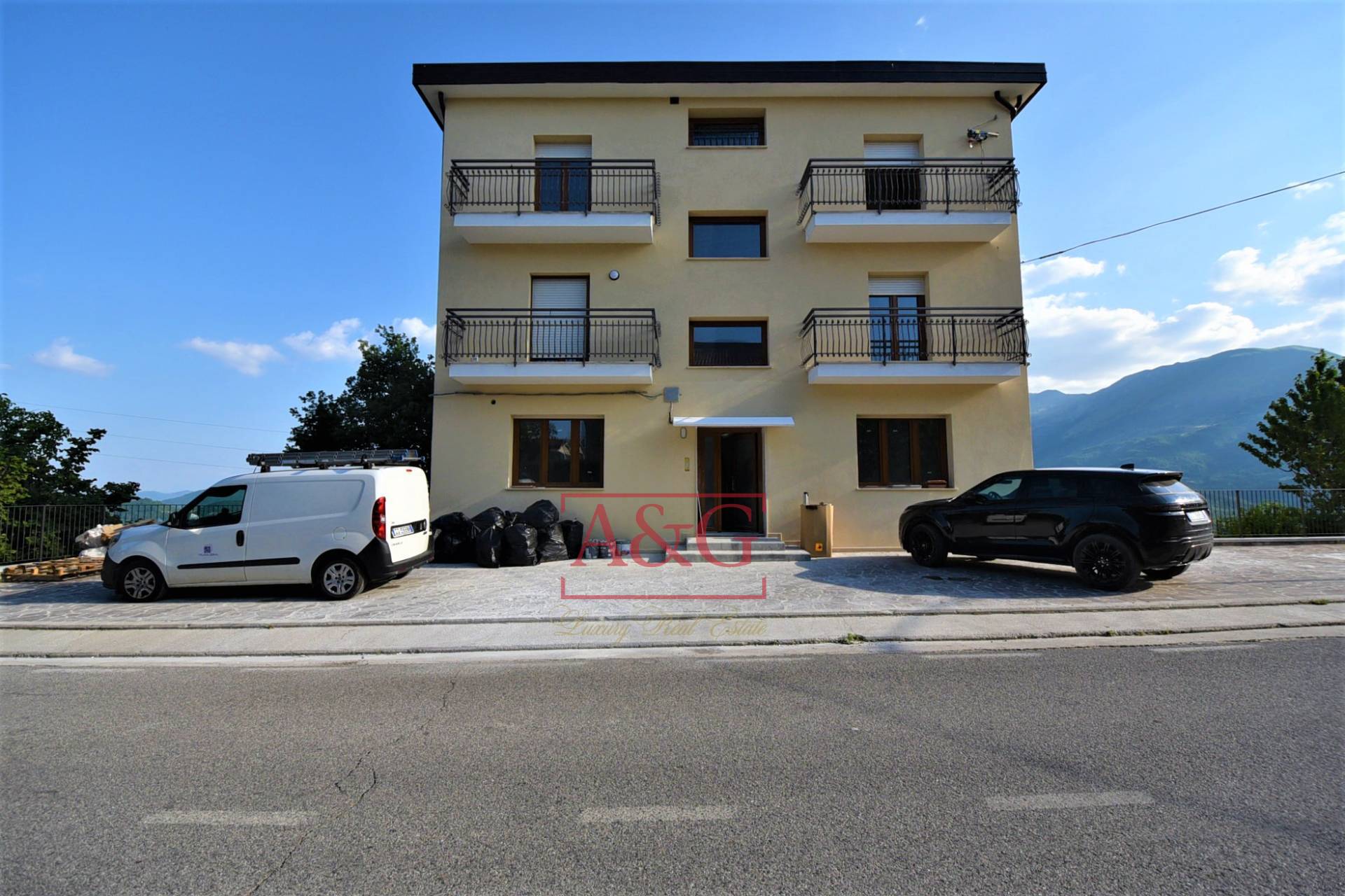 Appartamento in vendita a Montemonaco, Centro