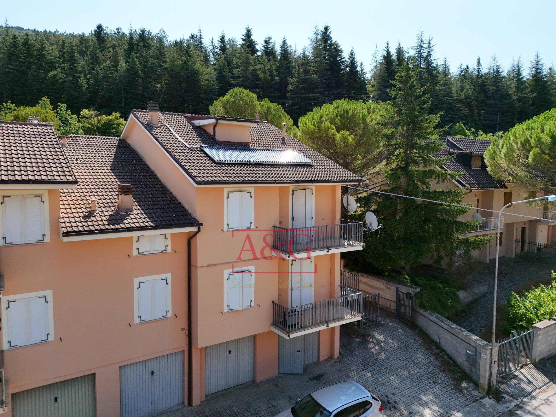 Villette a schiera in vendita a Fiastra