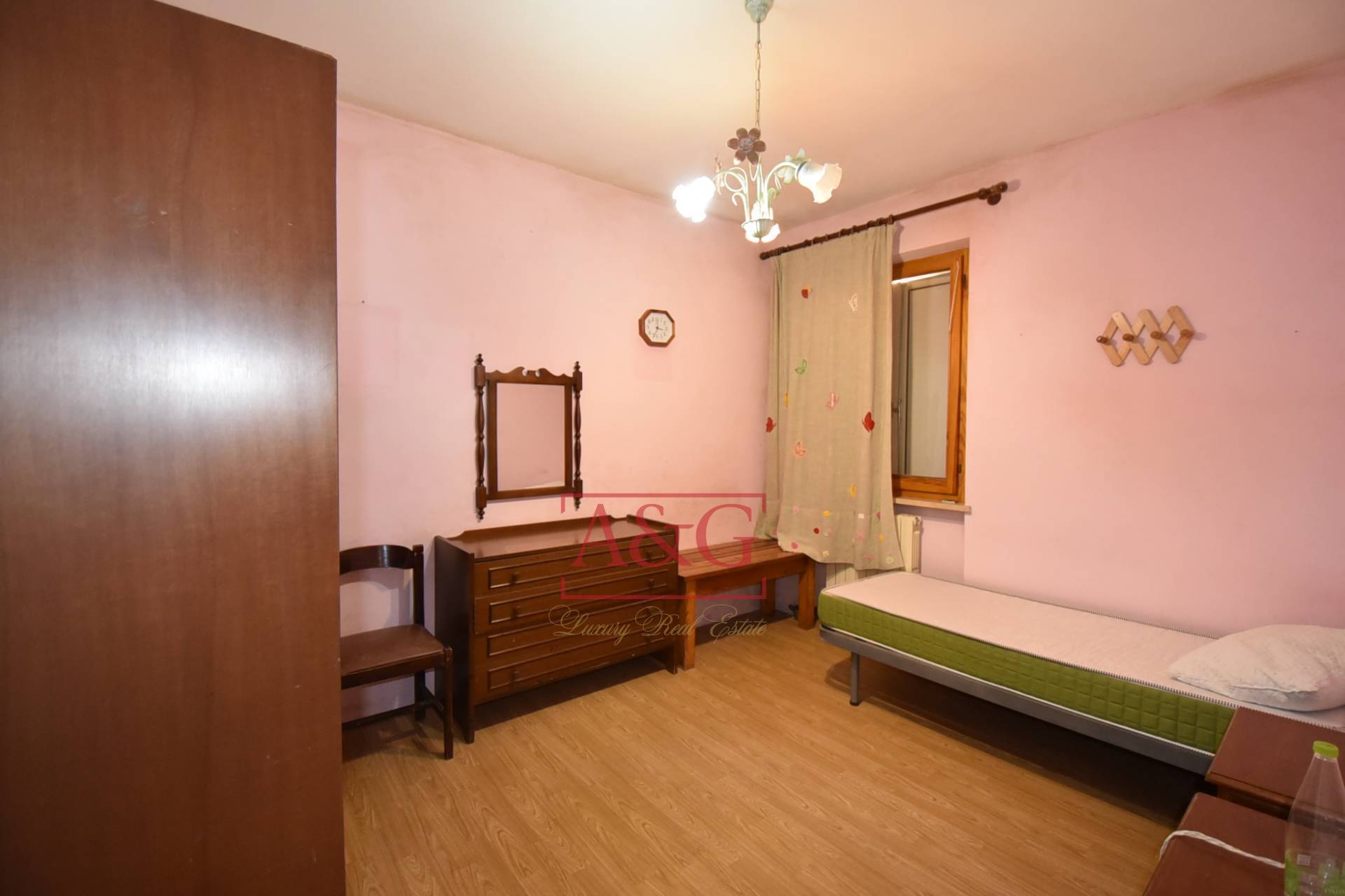 Villette a schiera in vendita a Fiastra