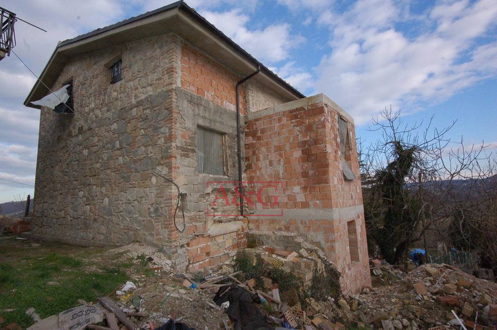 Casa singola in vendita a Amandola, Campagna