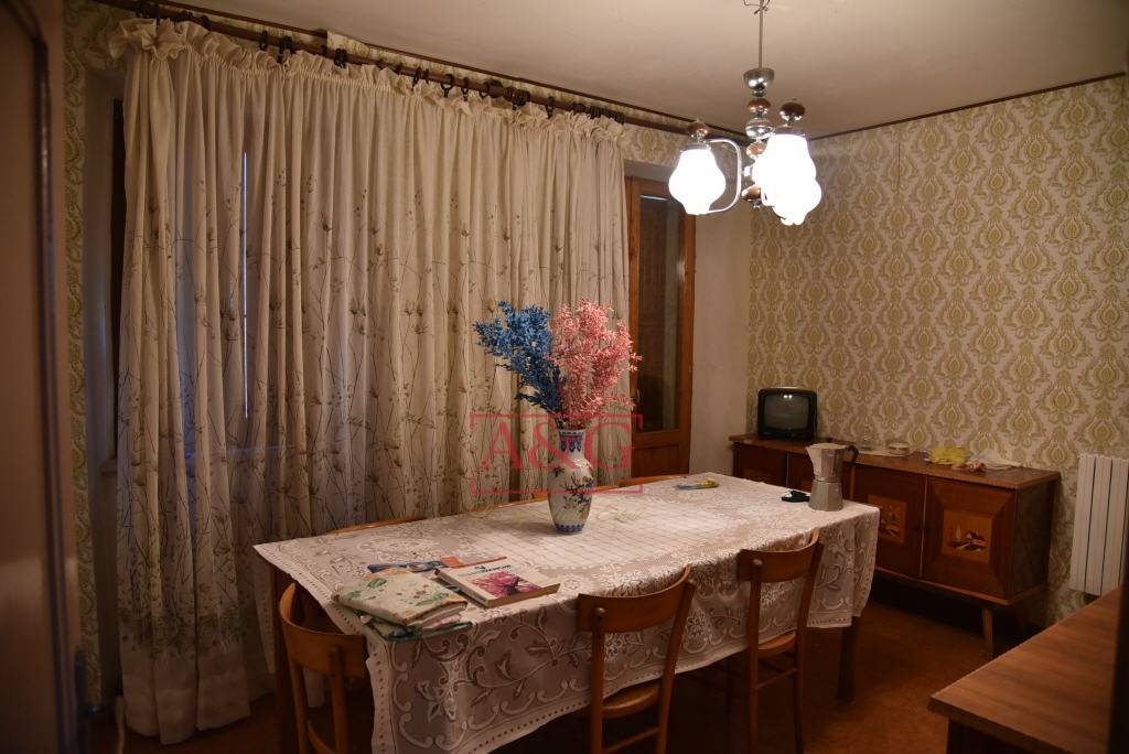 Casa colonica in vendita a Amandola, Campagna