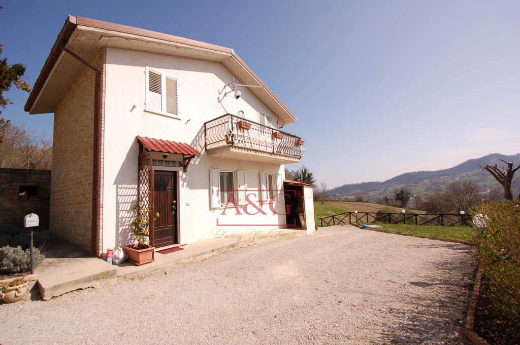 Casa singola in vendita a Montefalcone Appennino, Campagna