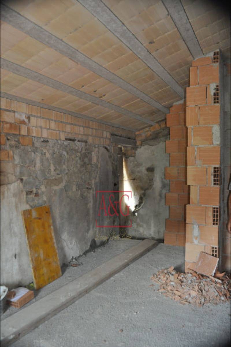 Casa colonica in vendita a Roccafluvione, Campagna